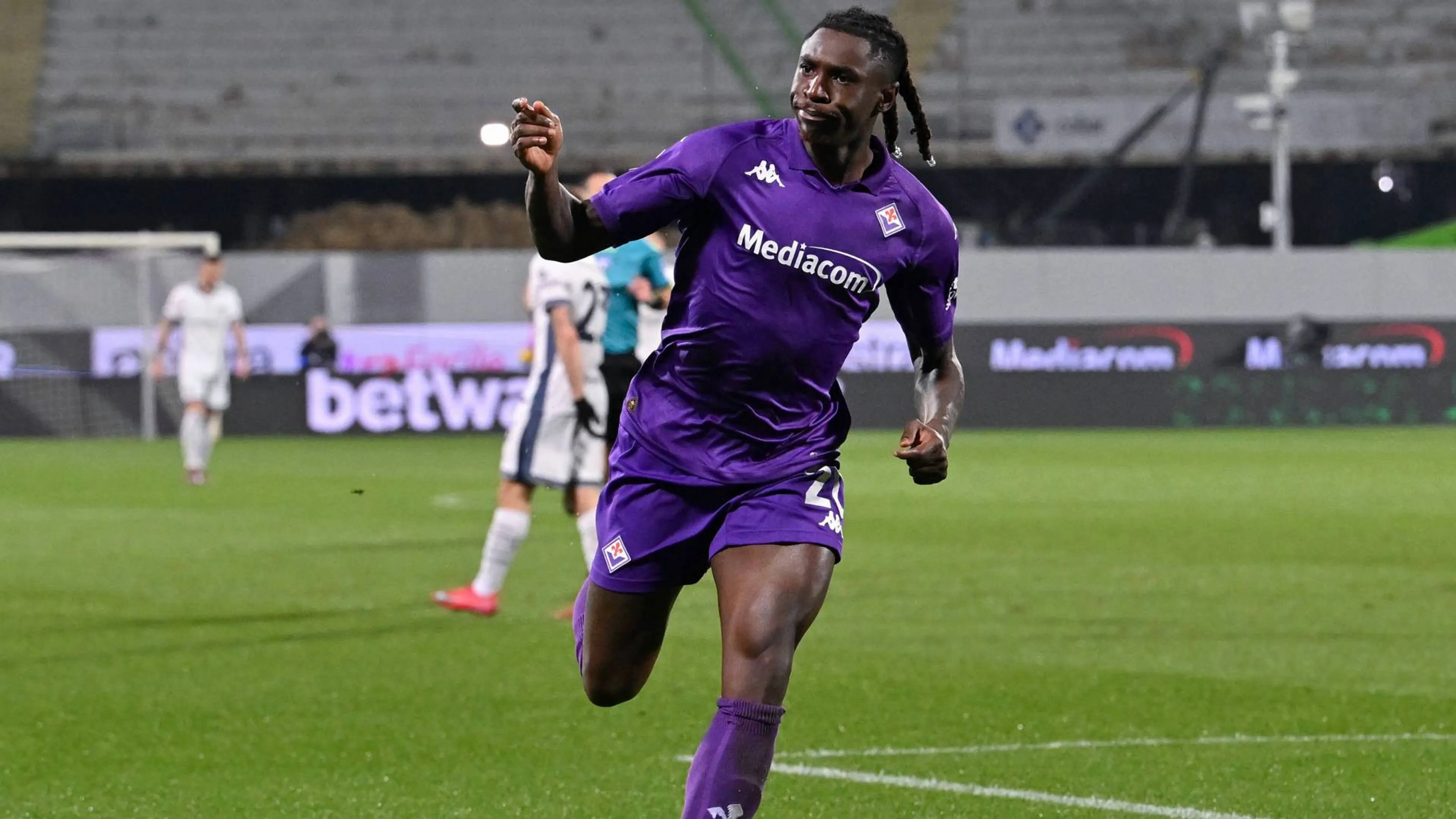 Dieci-curiosita-su-Moise-Kean