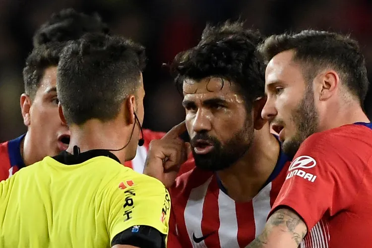 /images/d/i/e/diego-costa-insulta-larbitro.jpg