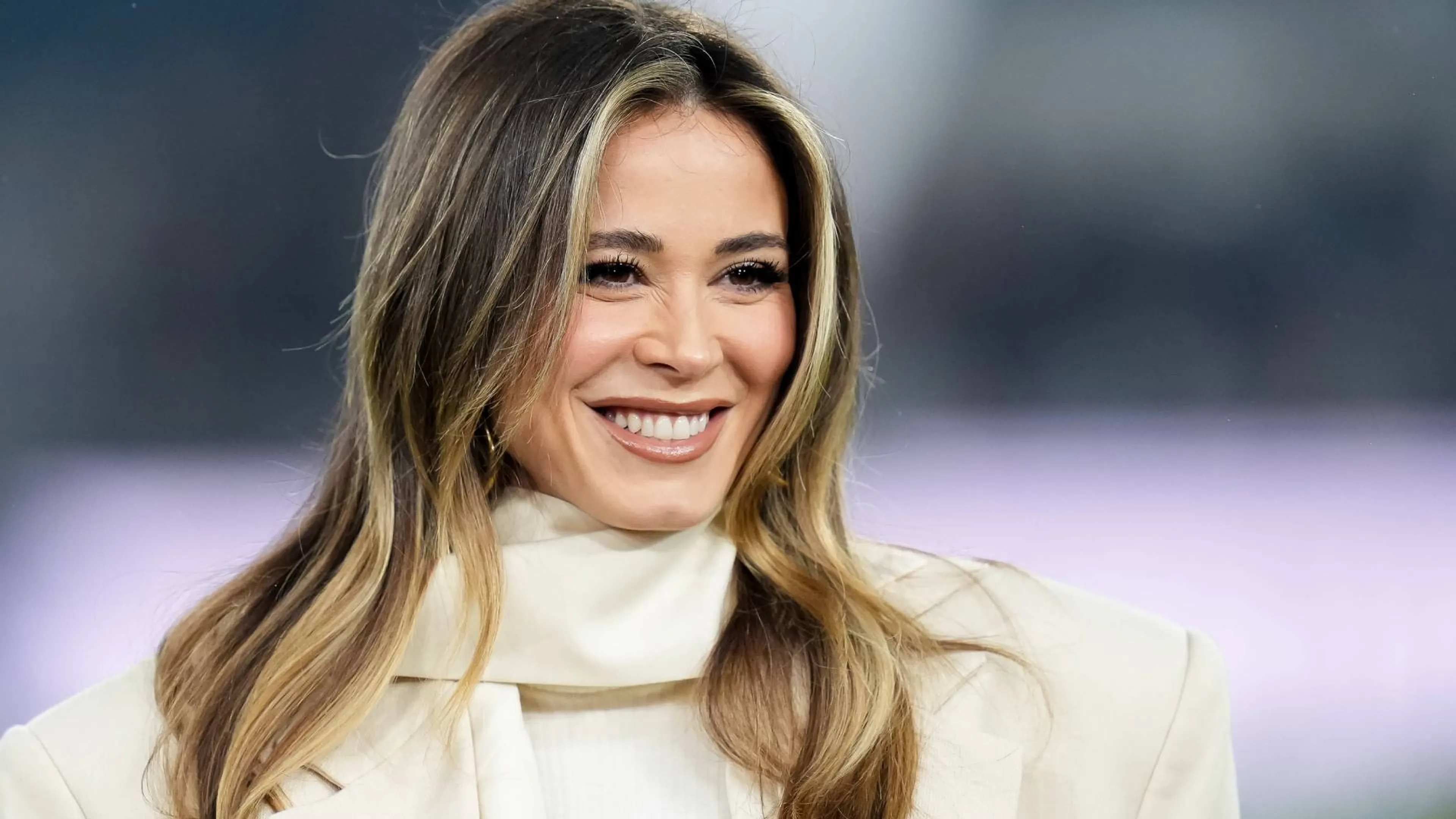 Copertina di Diletta Leotta svela la sua fede calcistica: ecco per quale squadra tifa la conduttrice di Dazn