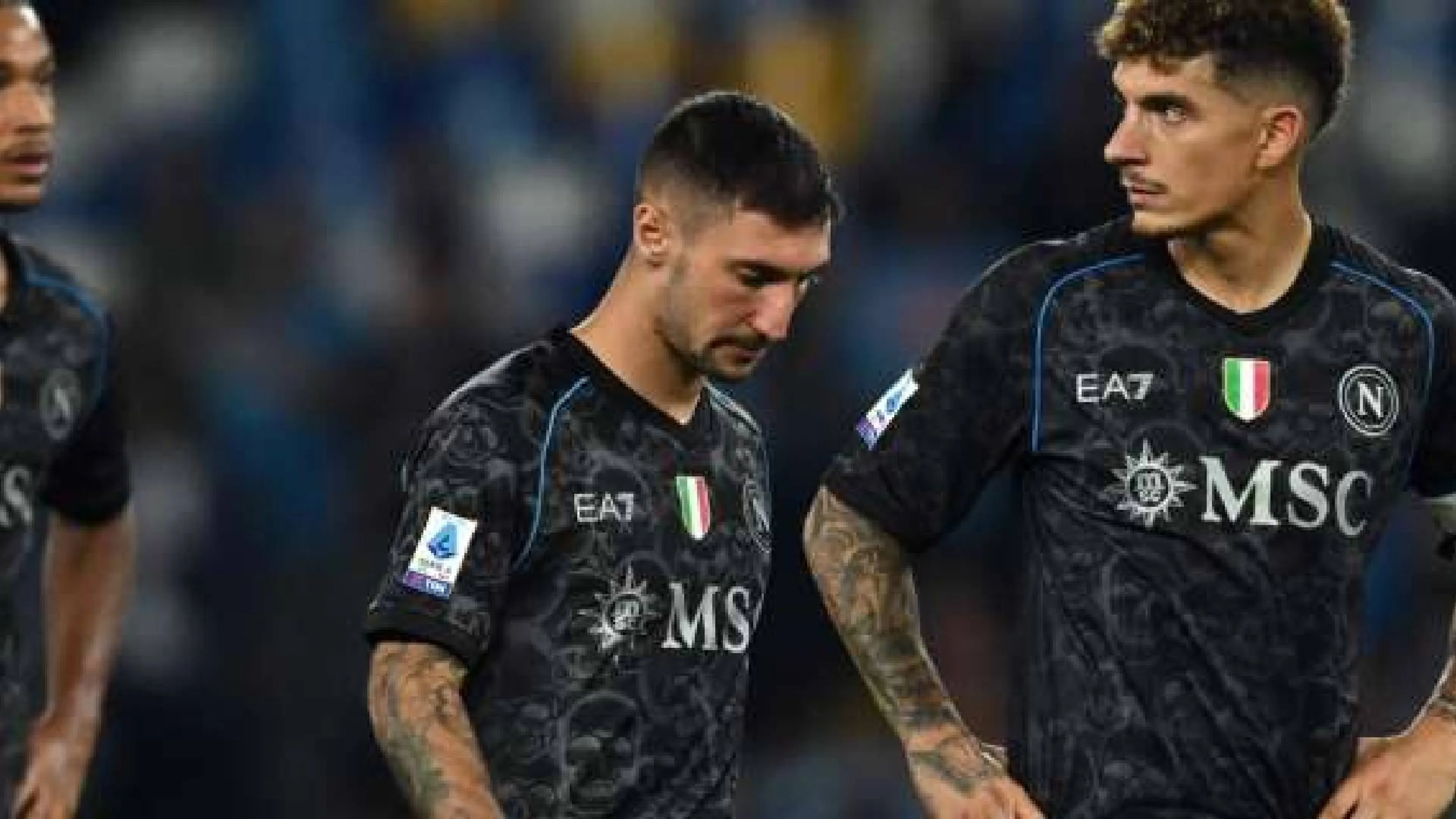 Copertina di Politano prende male il cambio, Di Lorenzo non gradisce