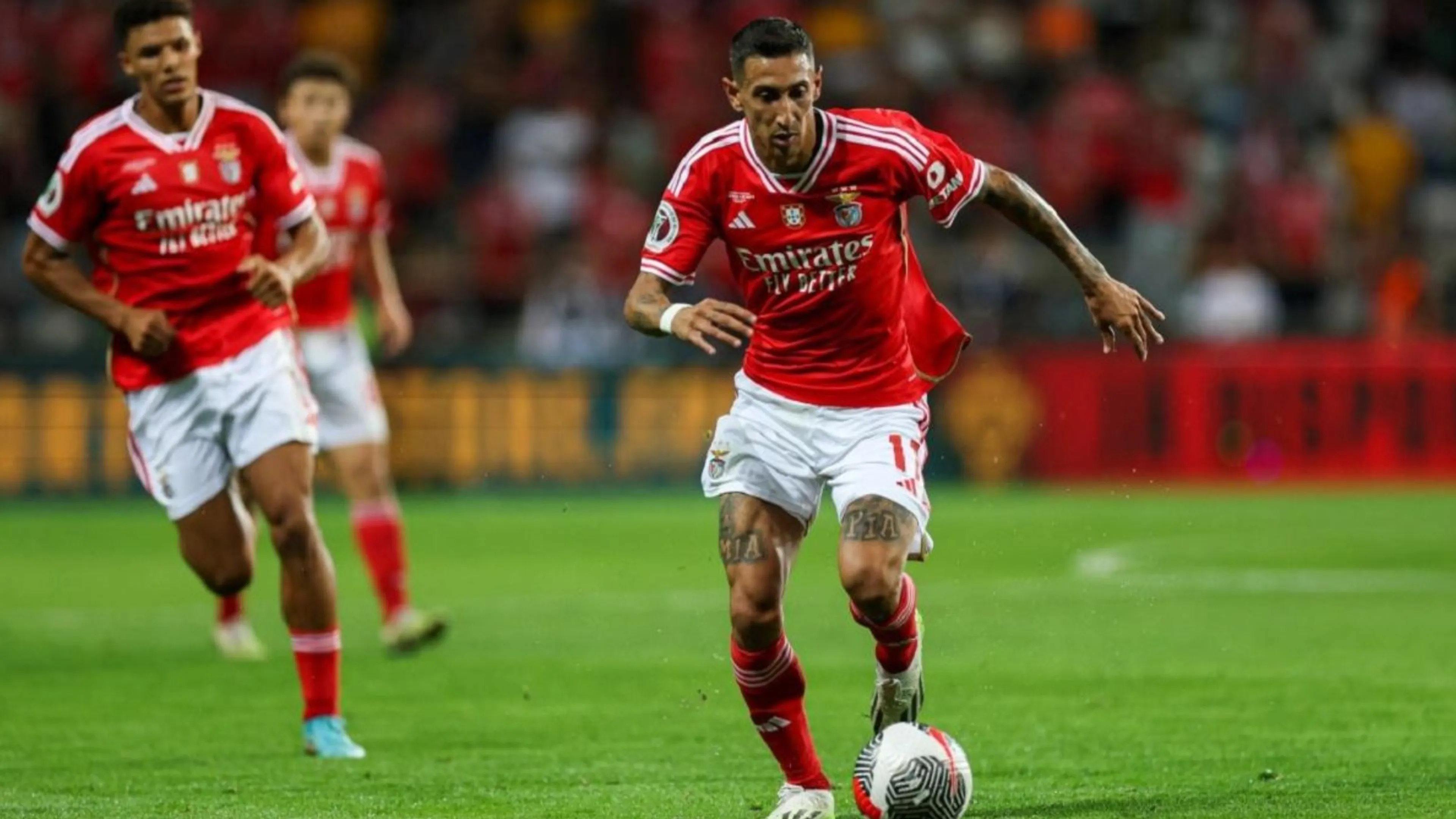 Copertina di Di Maria, clamoroso retroscena sull'approdo al Benfica