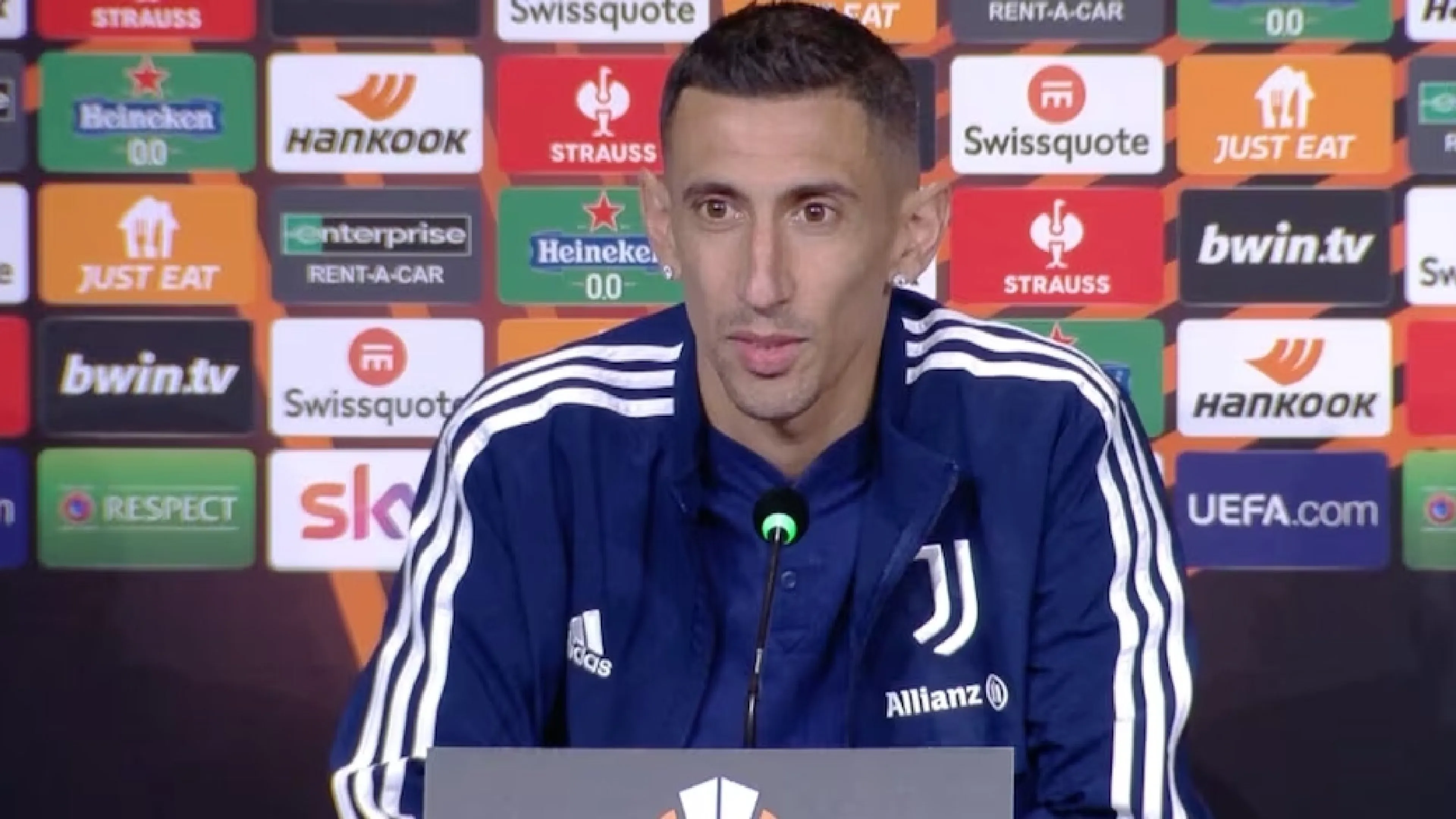 Copertina di Di Maria in conferenza: l'indizio sul suo futuro alla Juventus