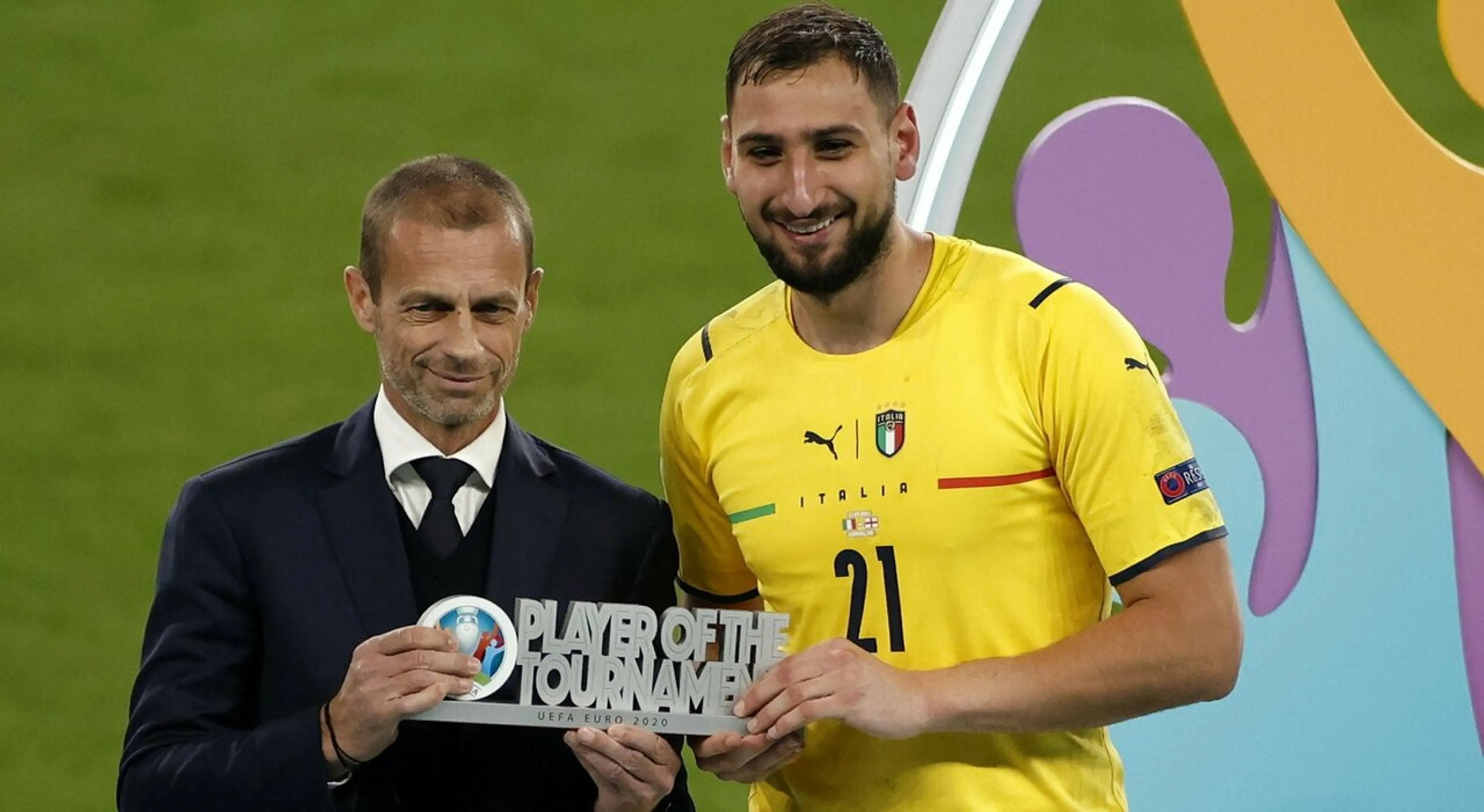 Copertina di Paris Saint Germain, i tifosi vogliono Donnarumma titolare. Ma Pochettino…