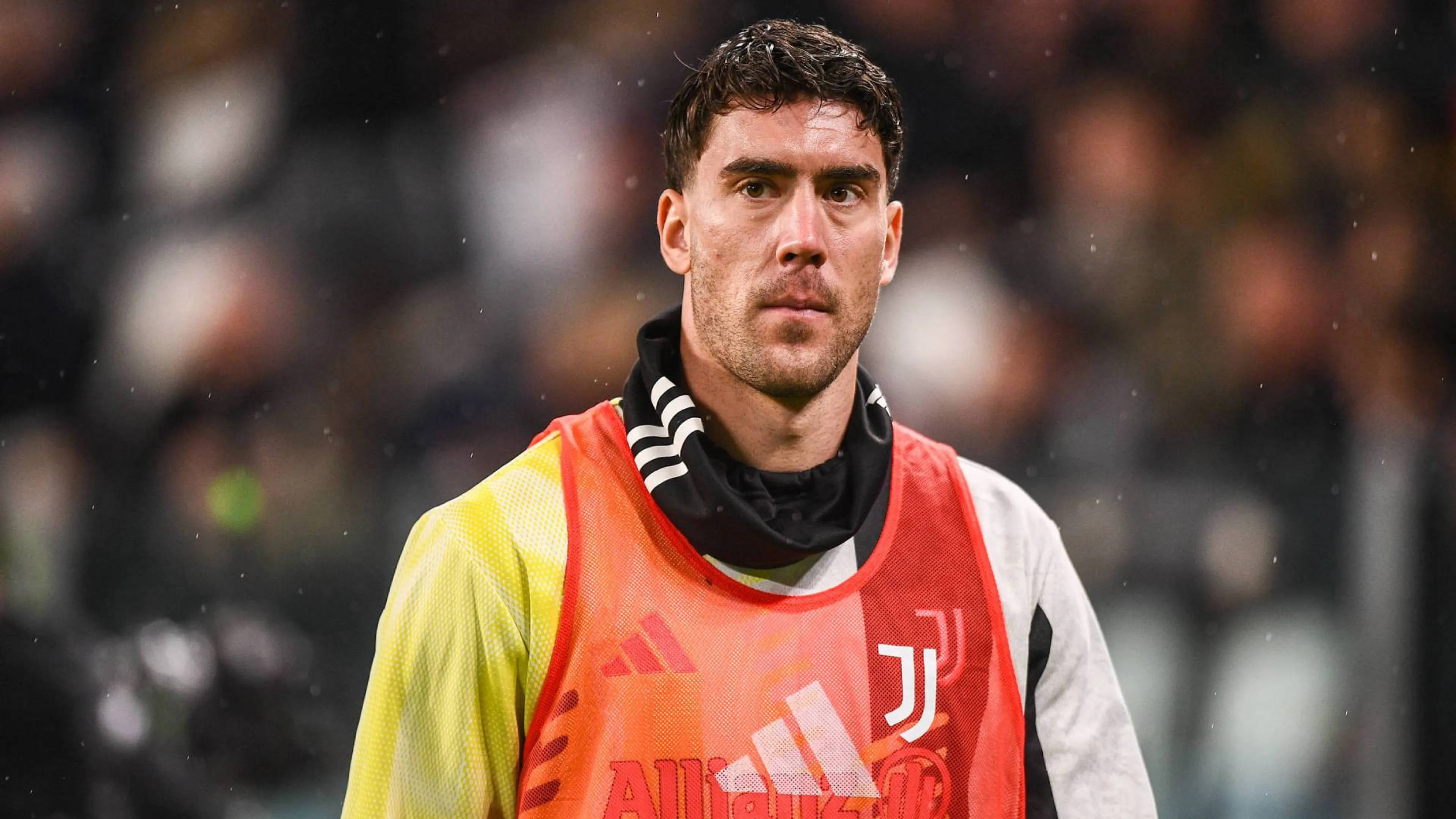 Juventus, Vlahovic ai saluti: dal Manchester United pronta un’offerta low cost per l'attaccante serbo