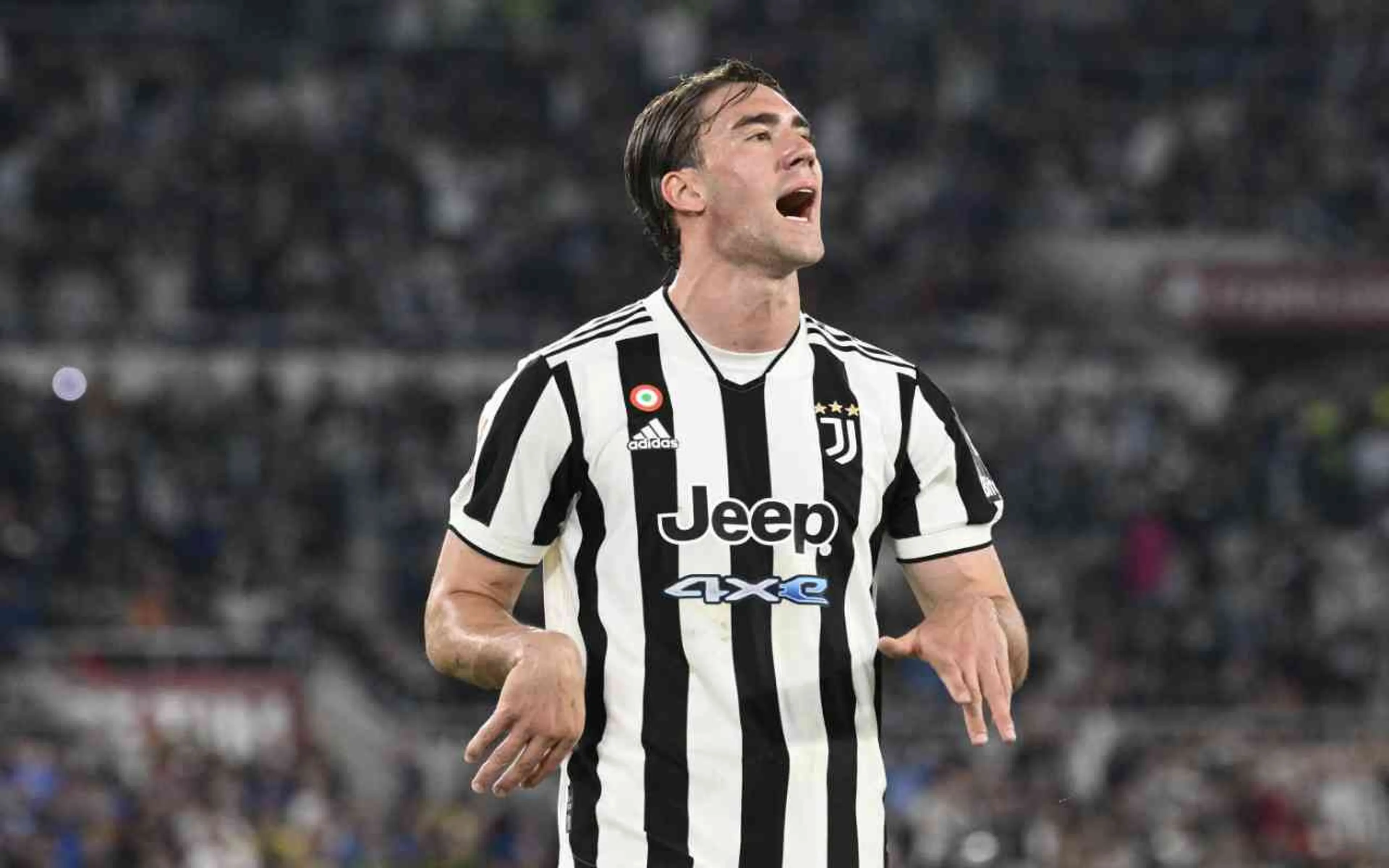 Copertina di Vlahovic, in testa solo la Juve: “Ho lo stesso dna dei bianconeri”