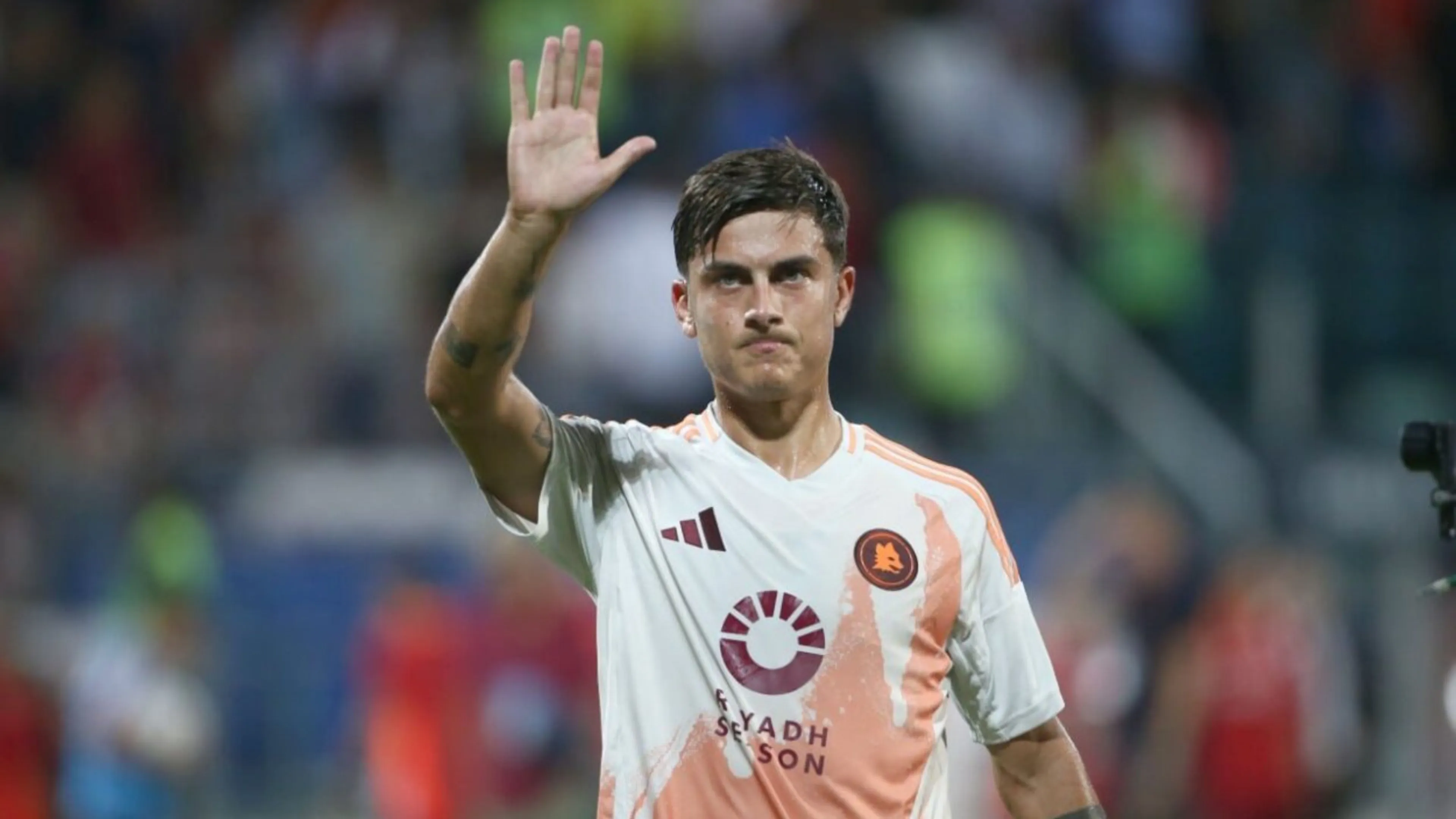 dybala-cagliari-roma-saluto-tifosi