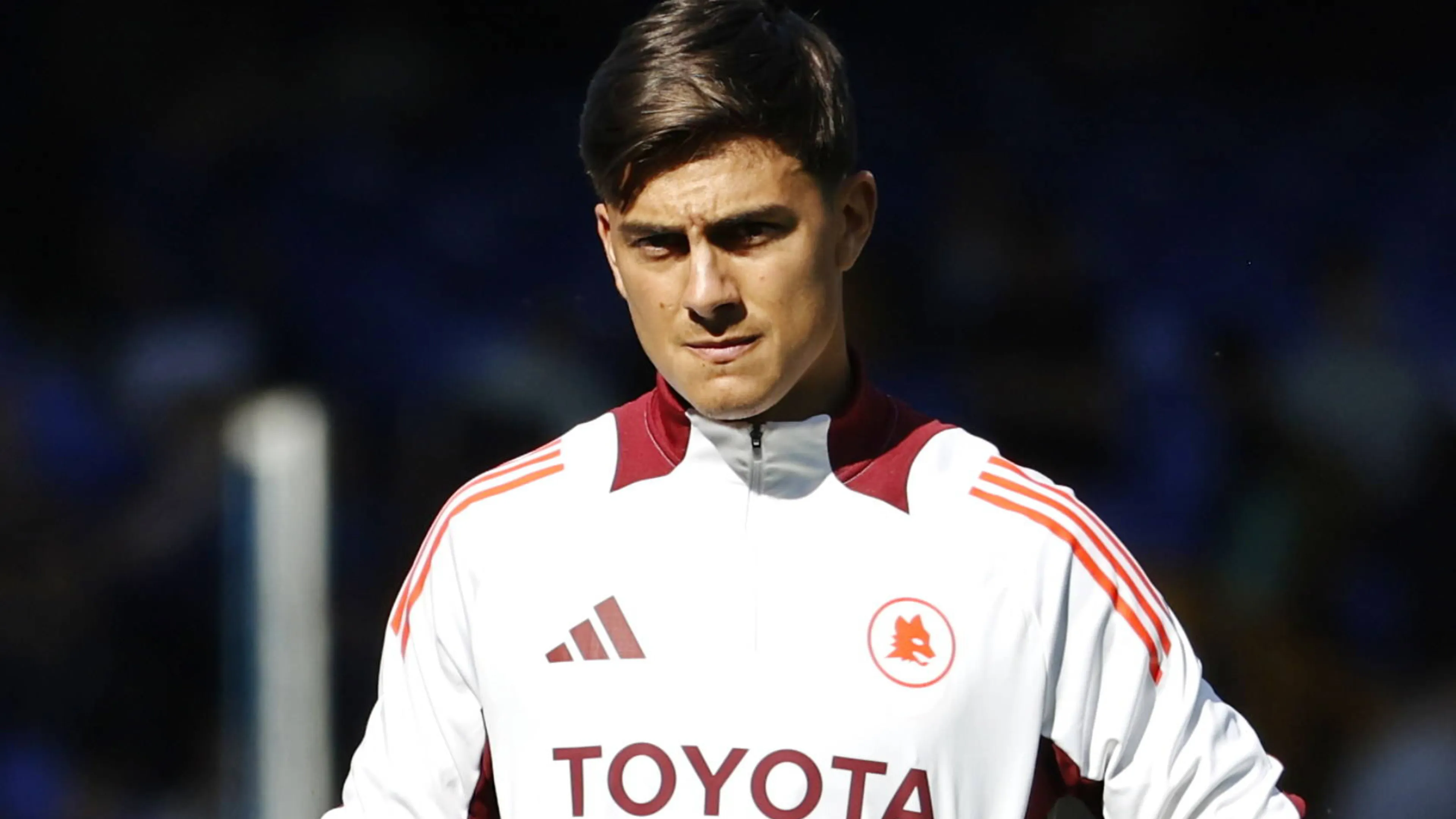 Copertina di Dybala è di nuovo solo: ecco perché la Roma vuole cederlo a tutti i costi. E nella notte l'incontro con gli emissari arabi