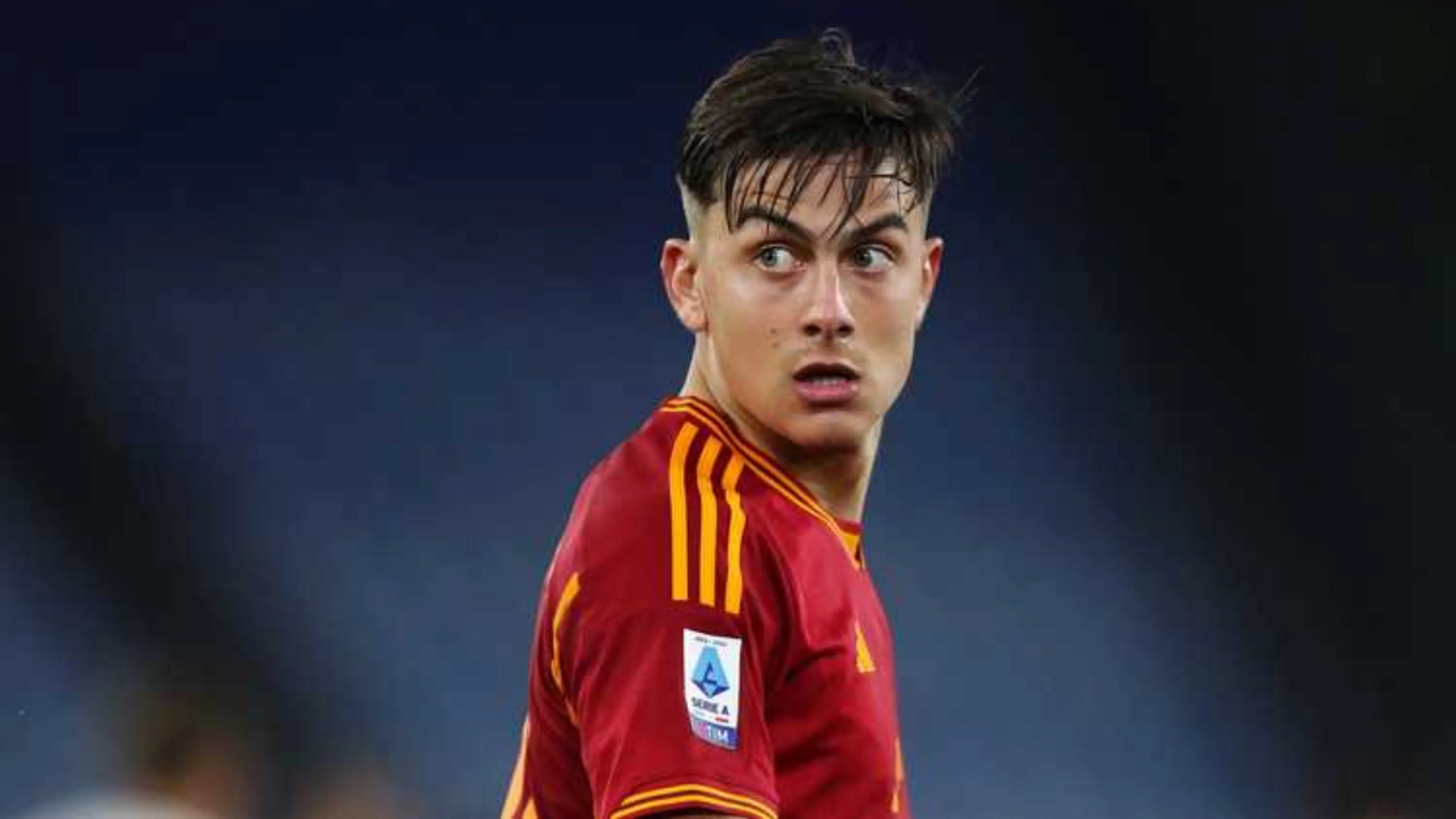 Copertina di Totti critico su Dybala: "Se fossi un dirigente rifletterei se tenerlo"