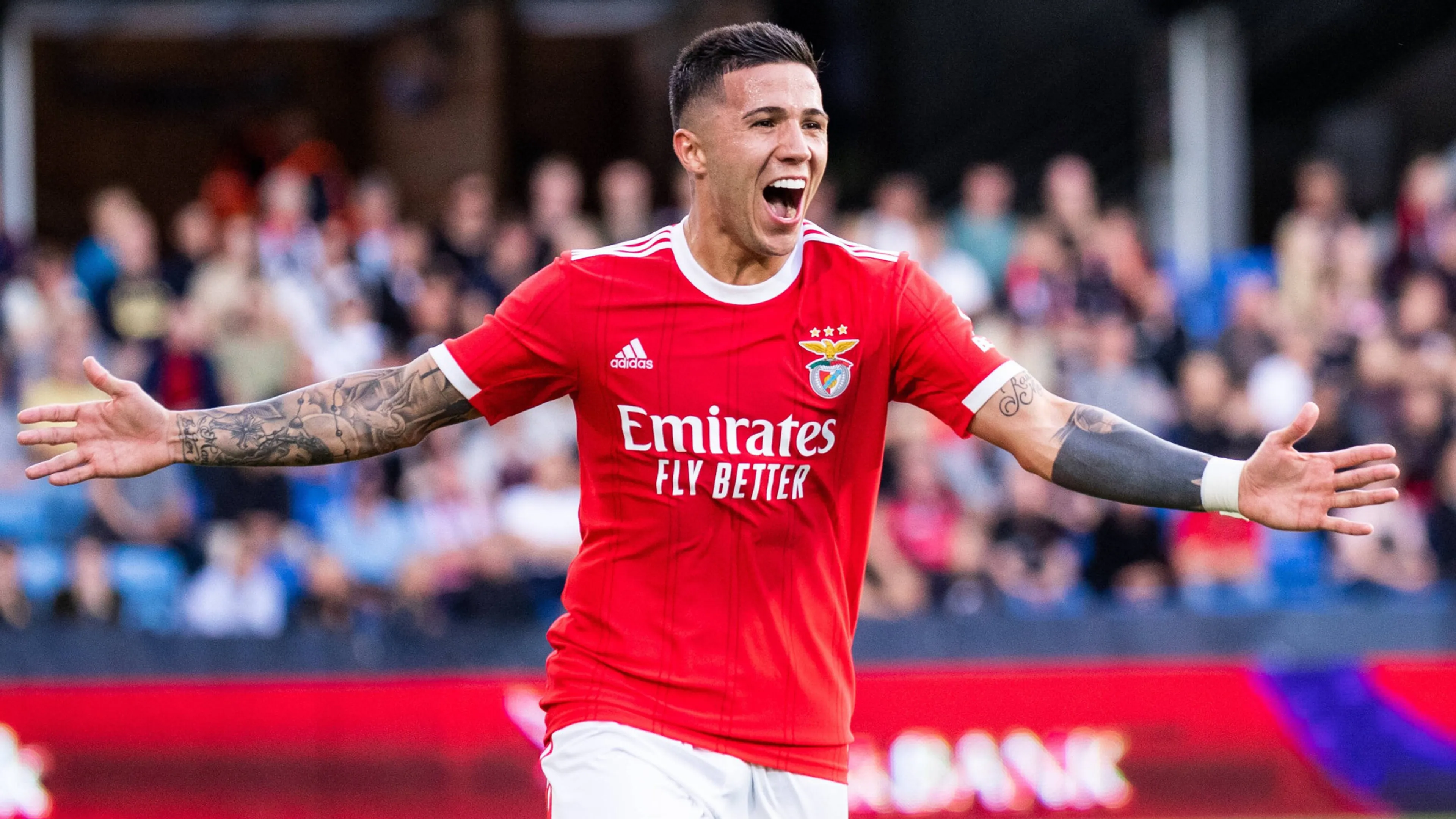Copertina di Mezzo miliardo vendendo 4 giocatori: il Metodo Benfica fa scuola! L’ad Soares: “Ecco come funziona”