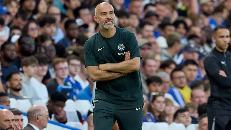 /images/e/n/z/enzo-maresca-head-coach-of-chelsea-gestures-during-the-visitmalta-weekender-soccer-match-between-chelsea-fc-and-bayer-04-leverkusen-at-stamford-bridge-london-united-kingdom-on-08-august-2025-visitmalta-weekender-chelsea-fc-v-bayer-04-leverkusenjpg_1755593921933.jpg