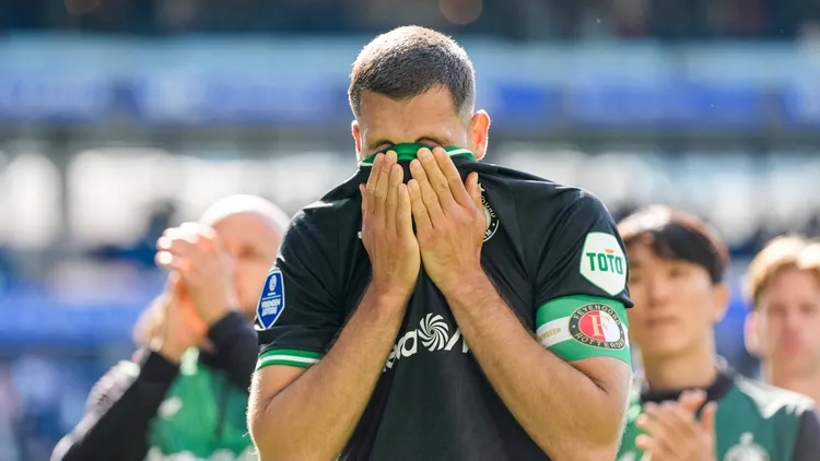 /images/e/r/e/eredivisie-sc-heerenveen-v-feyenoord-heerenveen-david-hancko-of-feyenoord-during-the-thirty-fourth-round-of-the-2024-2025-eredivisie-season-the-match-is-set-between-sc-heerenveen-and-feyenoord-at-abe-lenstra-stadion-on-18-may-2025-in-heerenveen-the-netherlands-copyright-xyannickxverhoevenxjpg_1753273828121.jpg