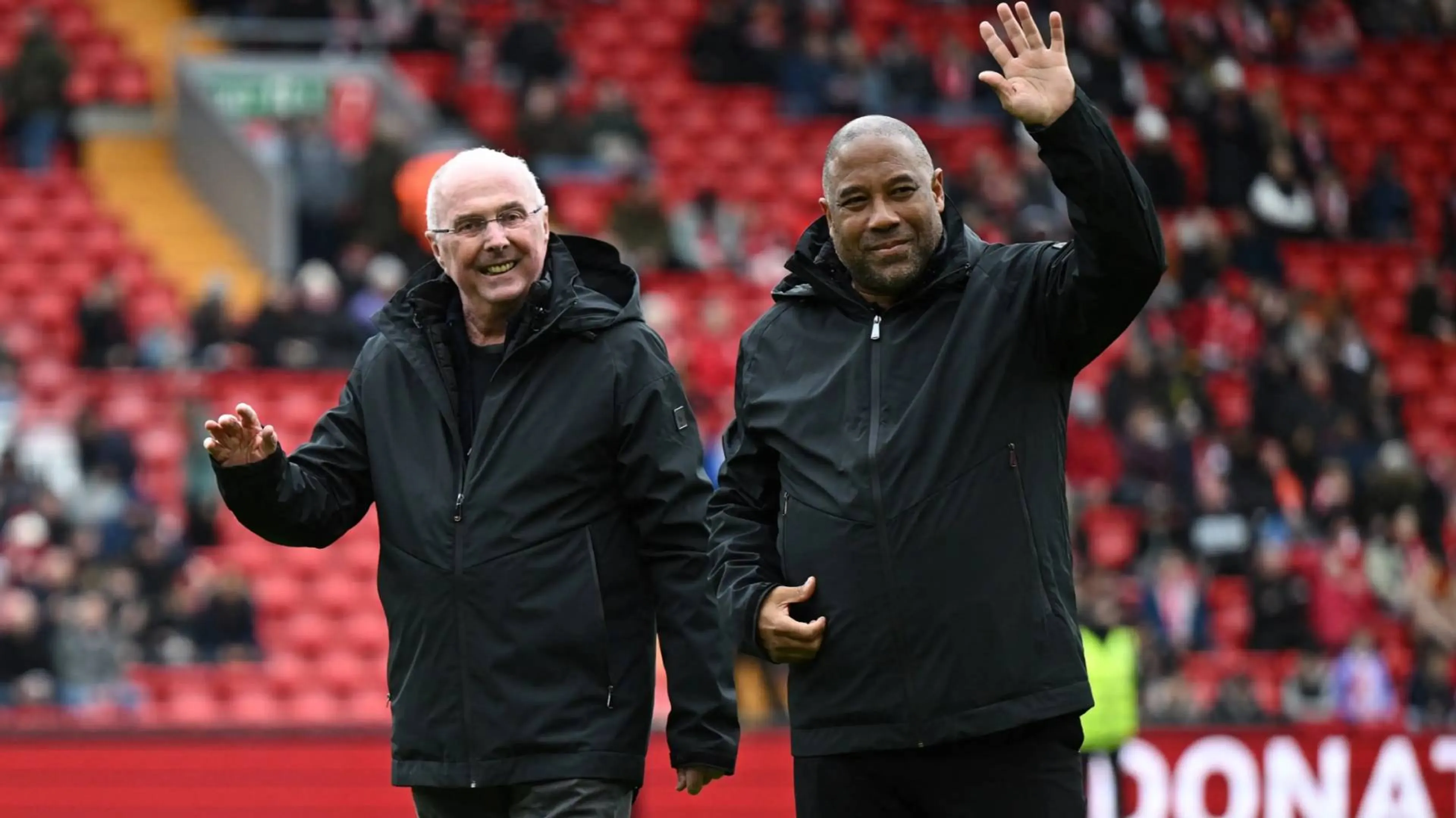 Copertina di Eriksson, sogno realizzato: allenatore del Liverpool per un giorno ad Anfield