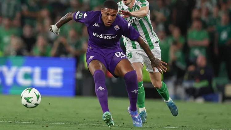 /images/e/s/p/esp-real-betis-acf-fiorentina-uefa-conference-league-michael-folorunsho-of-acf-fiorentina-and-romain-perraud-of-real-betis-during-the-uefa-conference-league-semi-finals-match-between-real-betis-and-acf-fiorentina-played-at-benito-villamarin-stadium-on-may-01-2025-in-sevilla-spain-kpng-copyright-xantonioxpozox-xpressinphotox-ap240501betfio149jpg_1750422782398.jpg