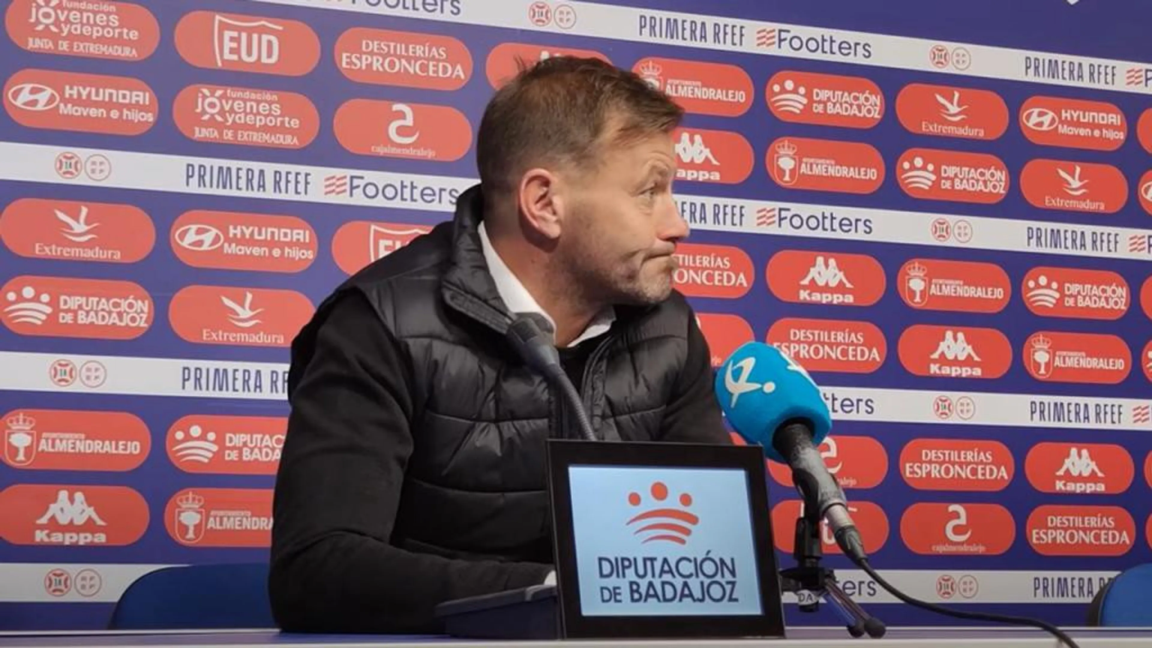 Copertina di Estremadura, allenatore espulso per aver strattonato e insultato un suo giocatore