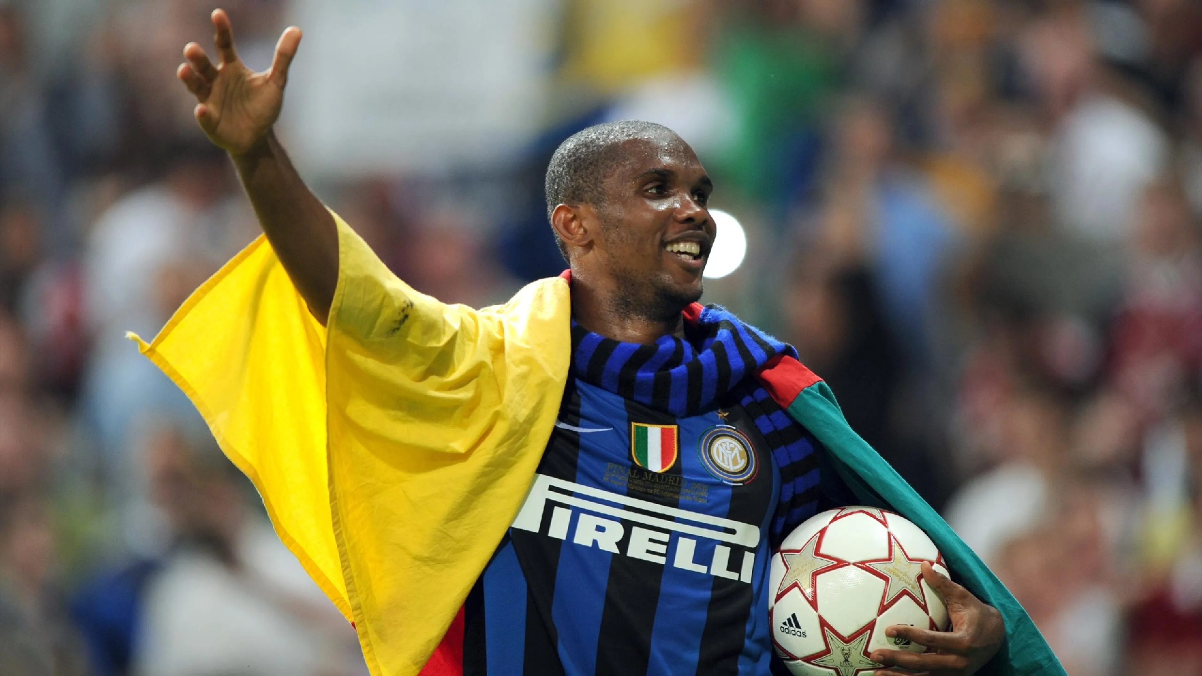 Copertina di Eto'o e il curioso aneddoto sui tempi dell'Inter, ma qualcosa non quadra. Se lo è inventato?