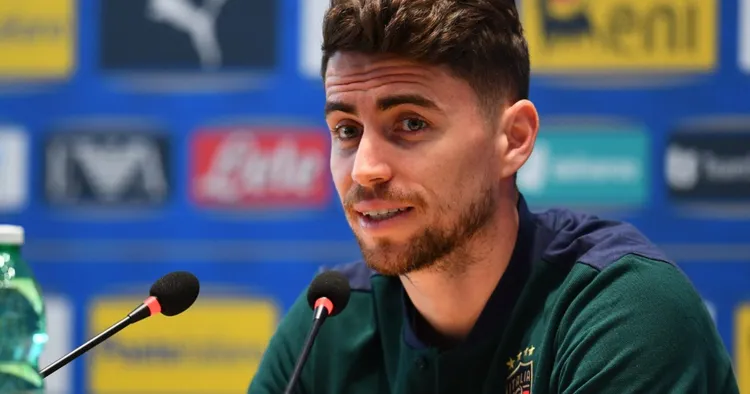 /images/e/u/r/euro-2020-jorginho.jpg