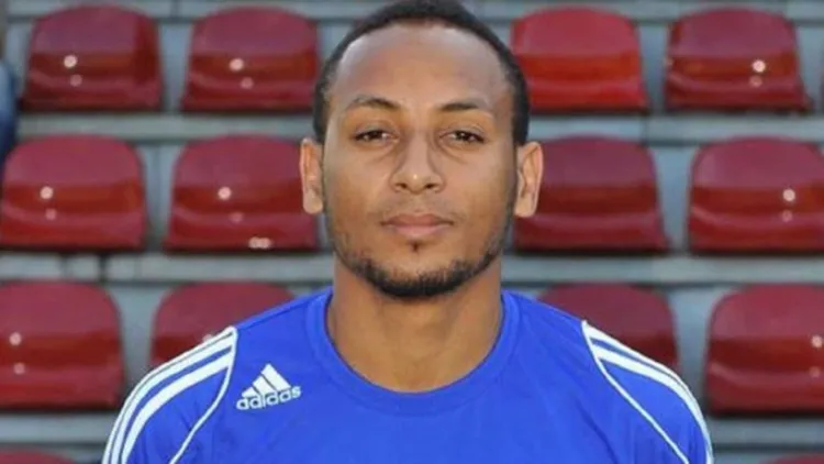 /images/e/x/ex-schalke-kamba.jpg
