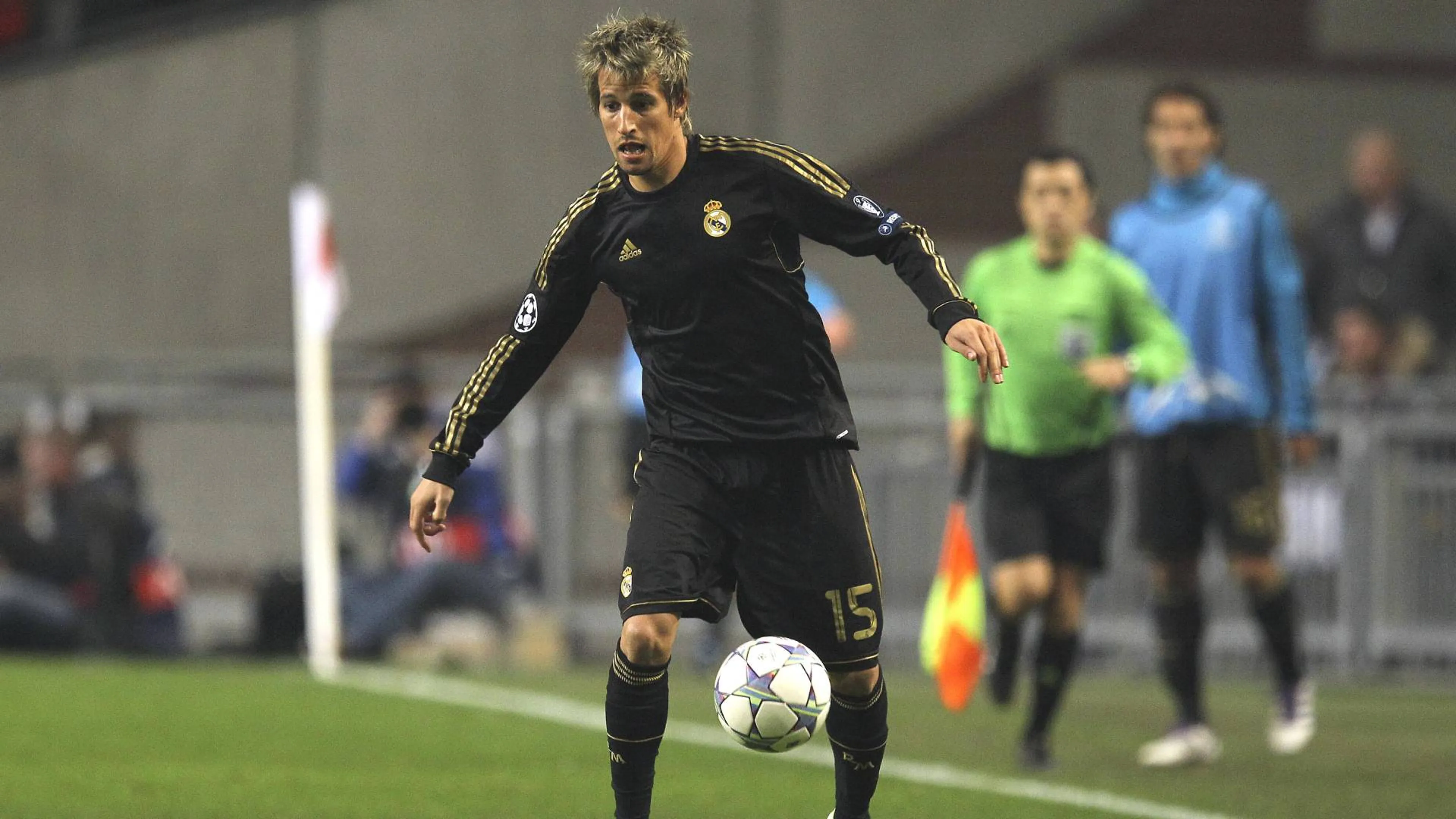 Copertina di Trafficante di cozze illegali! Coentrao nel mirino della polizia