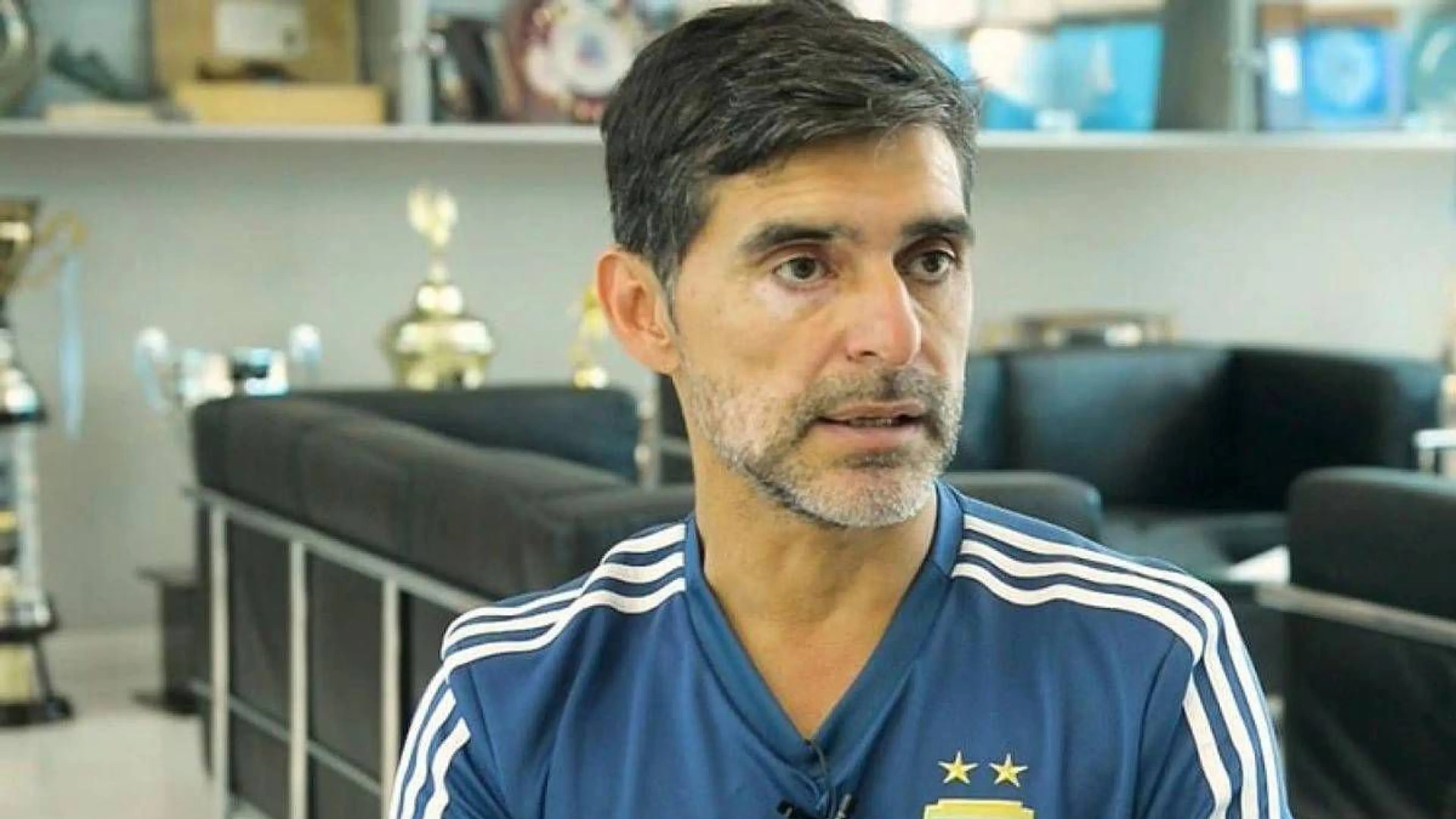 Copertina di Paura per Ayala: l’ex difensore di Napoli e Milan rapinato in Argentina