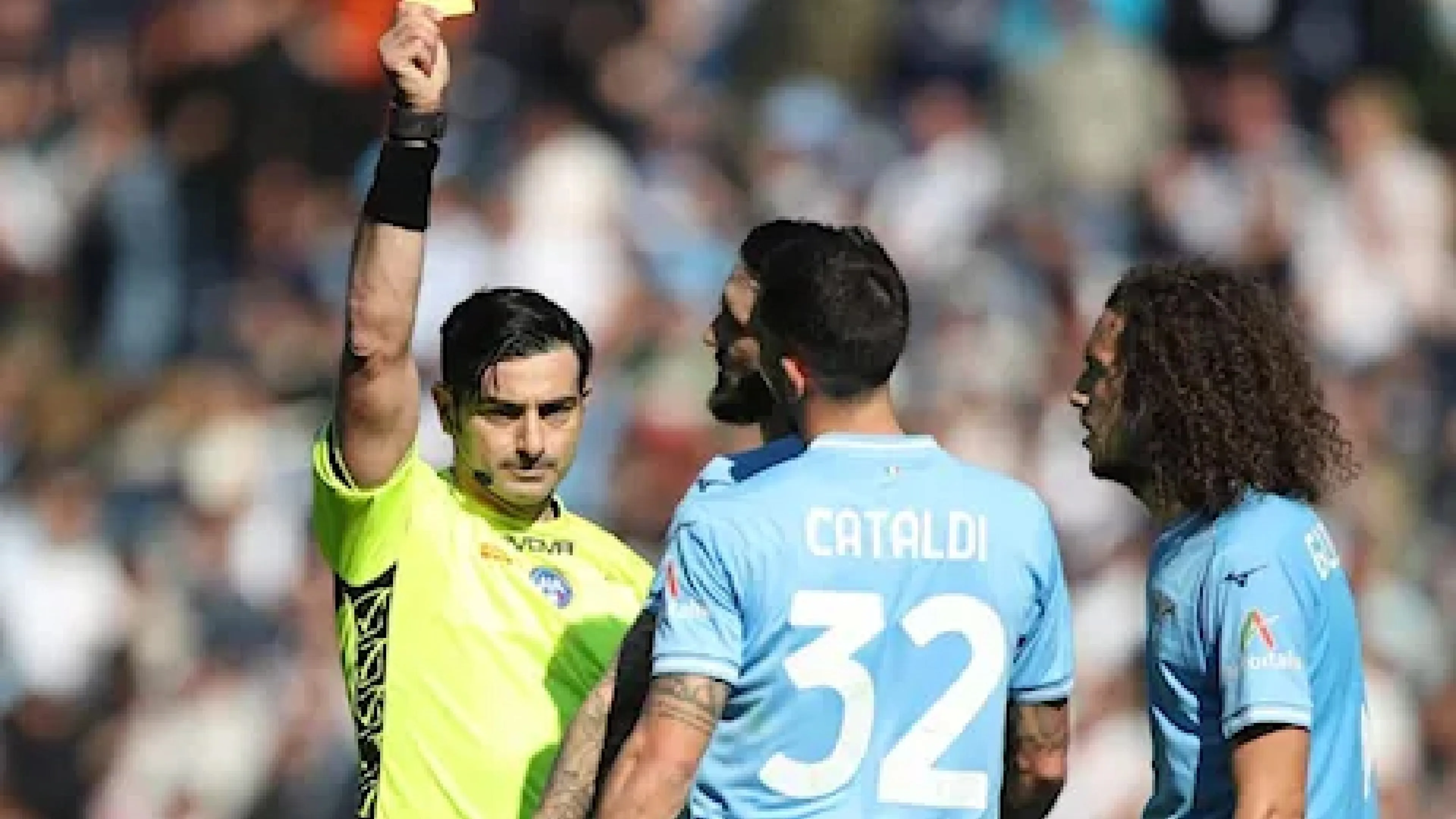 Copertina di Lazio, il ds Fabiani spiega il silenzio stampa, poi annuncia: "Sarò squalificato"