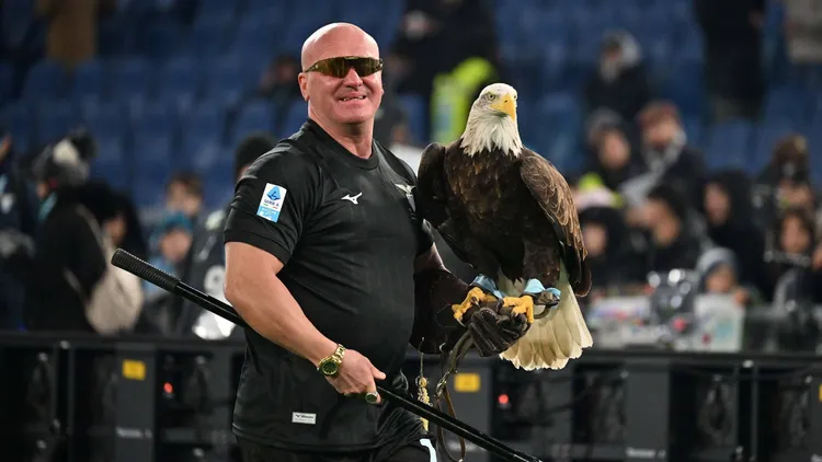 /images/f/a/l/falconiere-della-lazio-juan-bernabe-pubblica-foto-della-protesi-del-pene.jpg