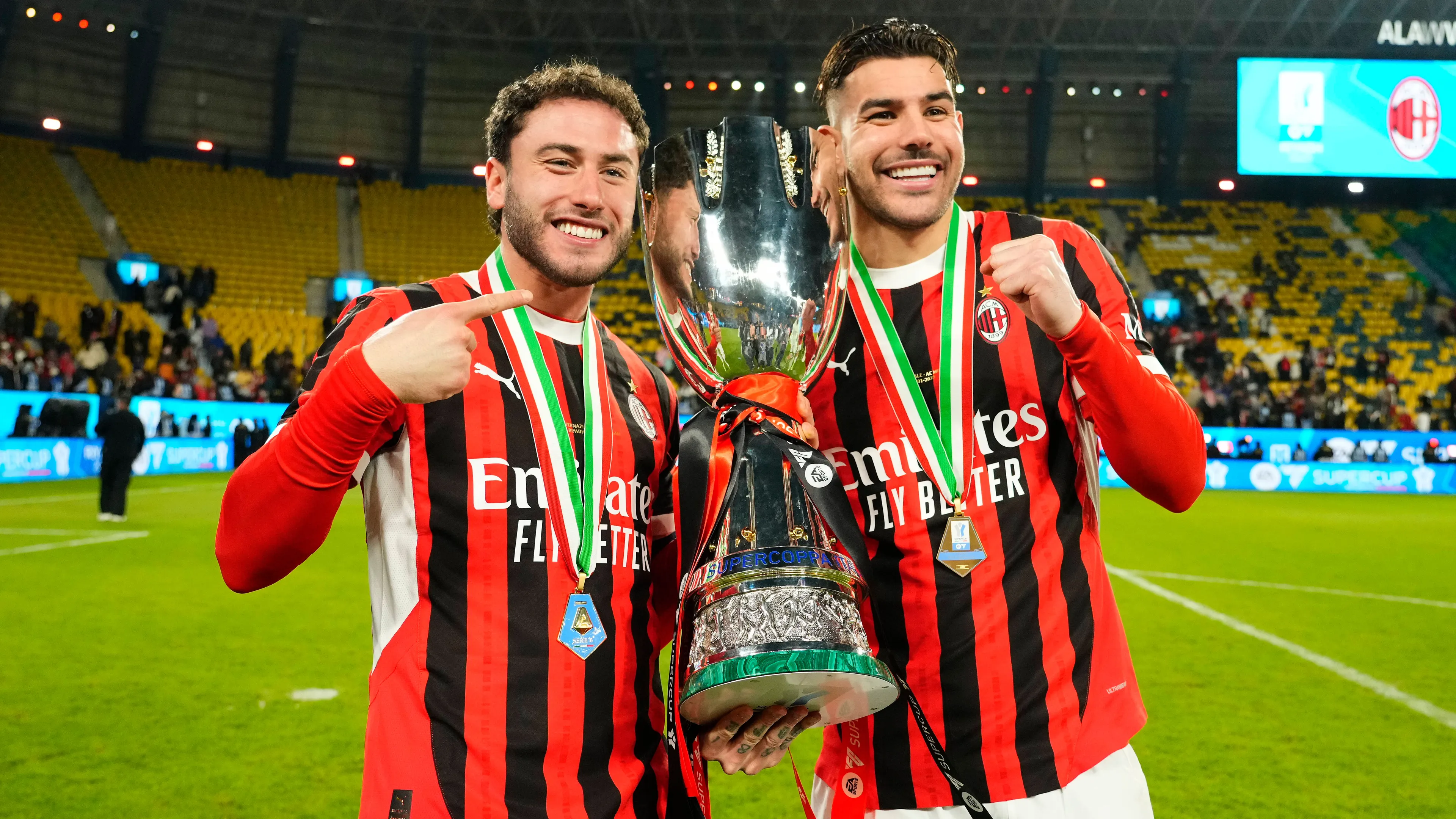 Calabria saluta Theo con affetto: "Ciao fratello..."
