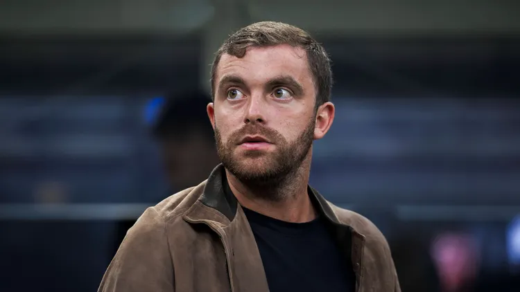 /images/f/c/-/fc-internazionale-v-ss-lazio-serie-a-fabrizio-romano-attends-the-serie-a-football-match-between-fc-internazionale-and-ss-lazio-milan-italy-copyright-xnicoloxcampoxjpg_1752664514033.jpg
