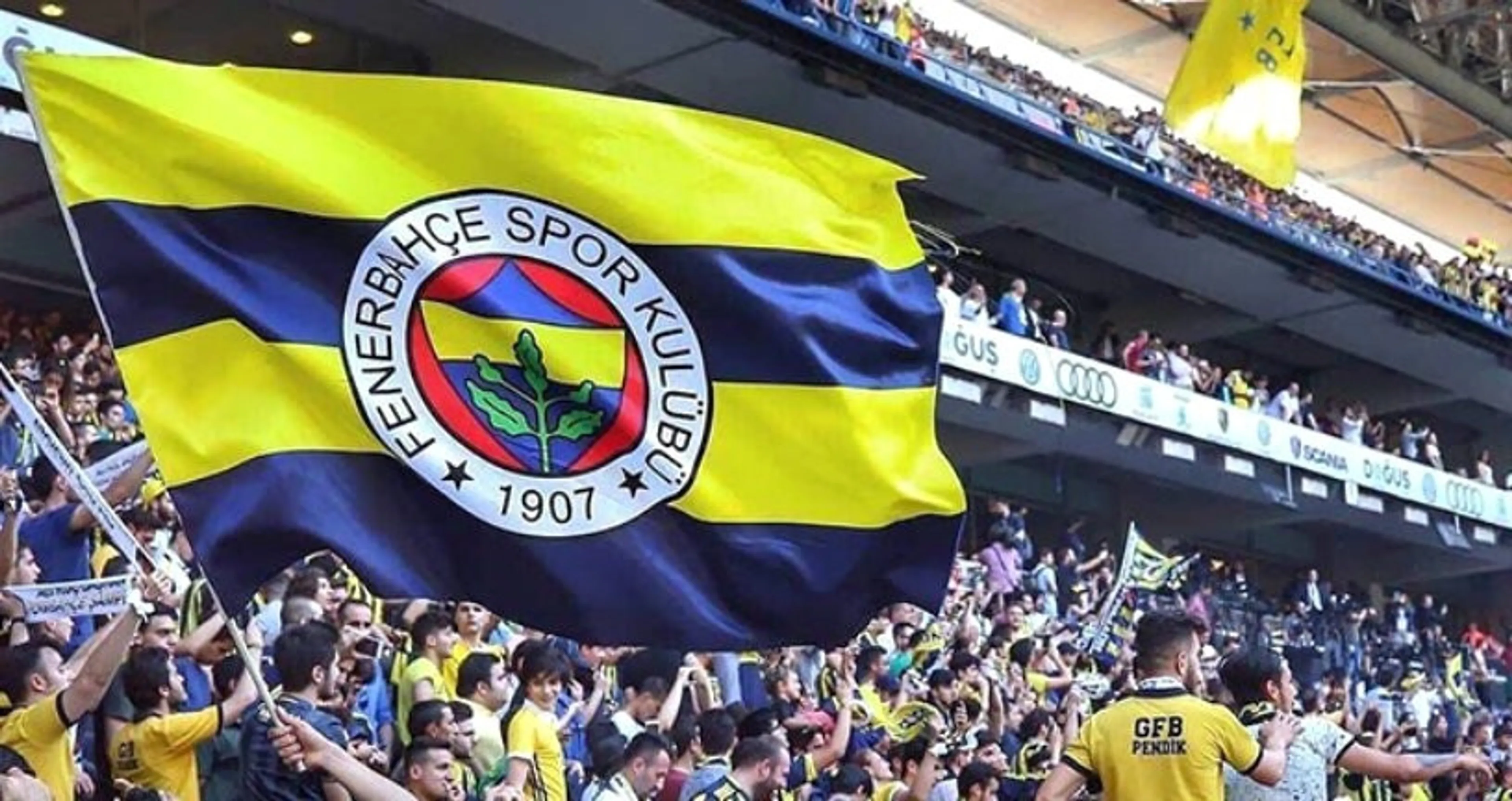 Copertina di Fenerbahçe chiede aiuto divino per vincere derby: imam in campo per benedizione e sacrificio rituale