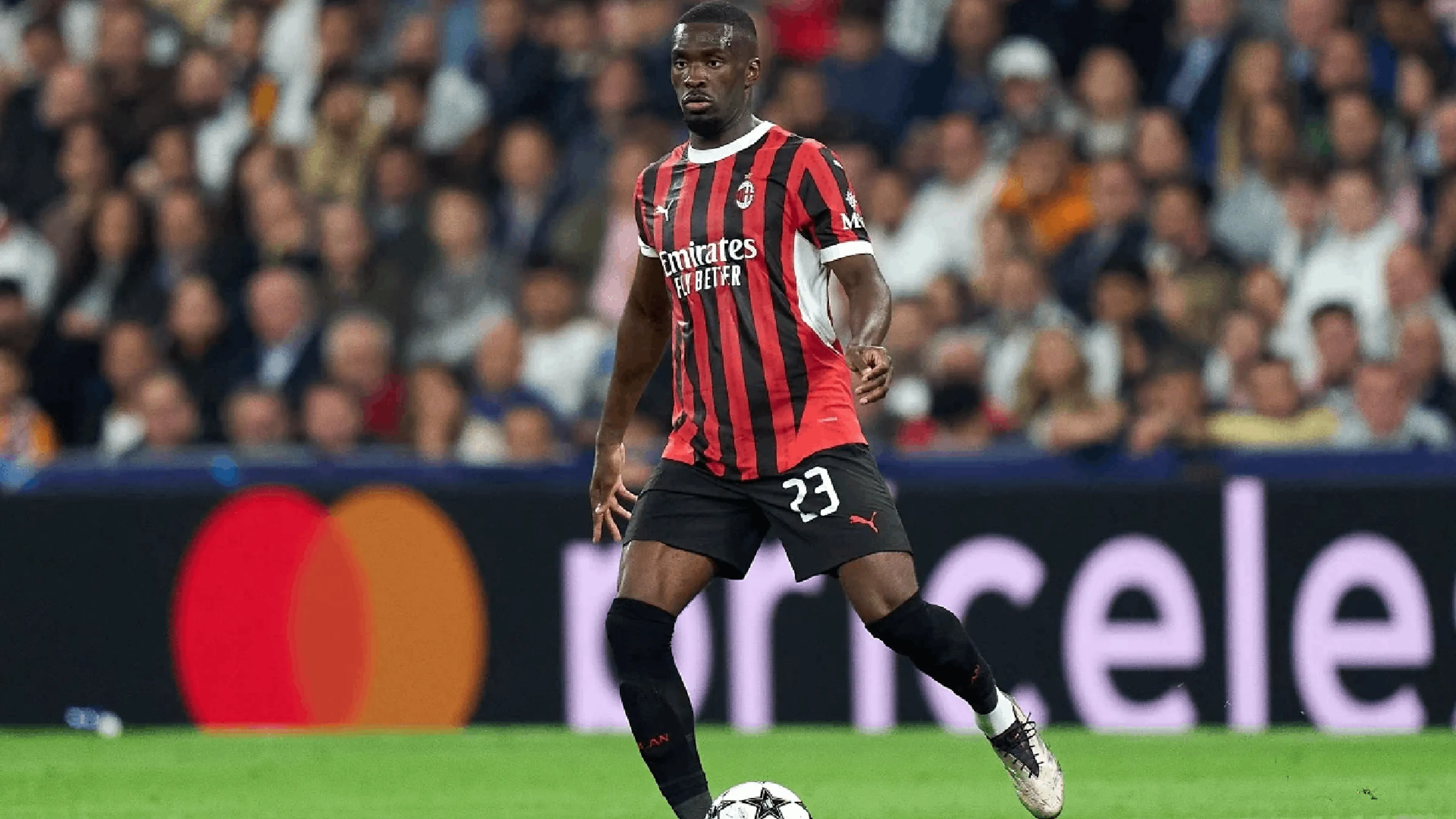 Copertina di Colpa di scena nell'accordo tra Milan e Tottenham per Tomori, la situazione si complica