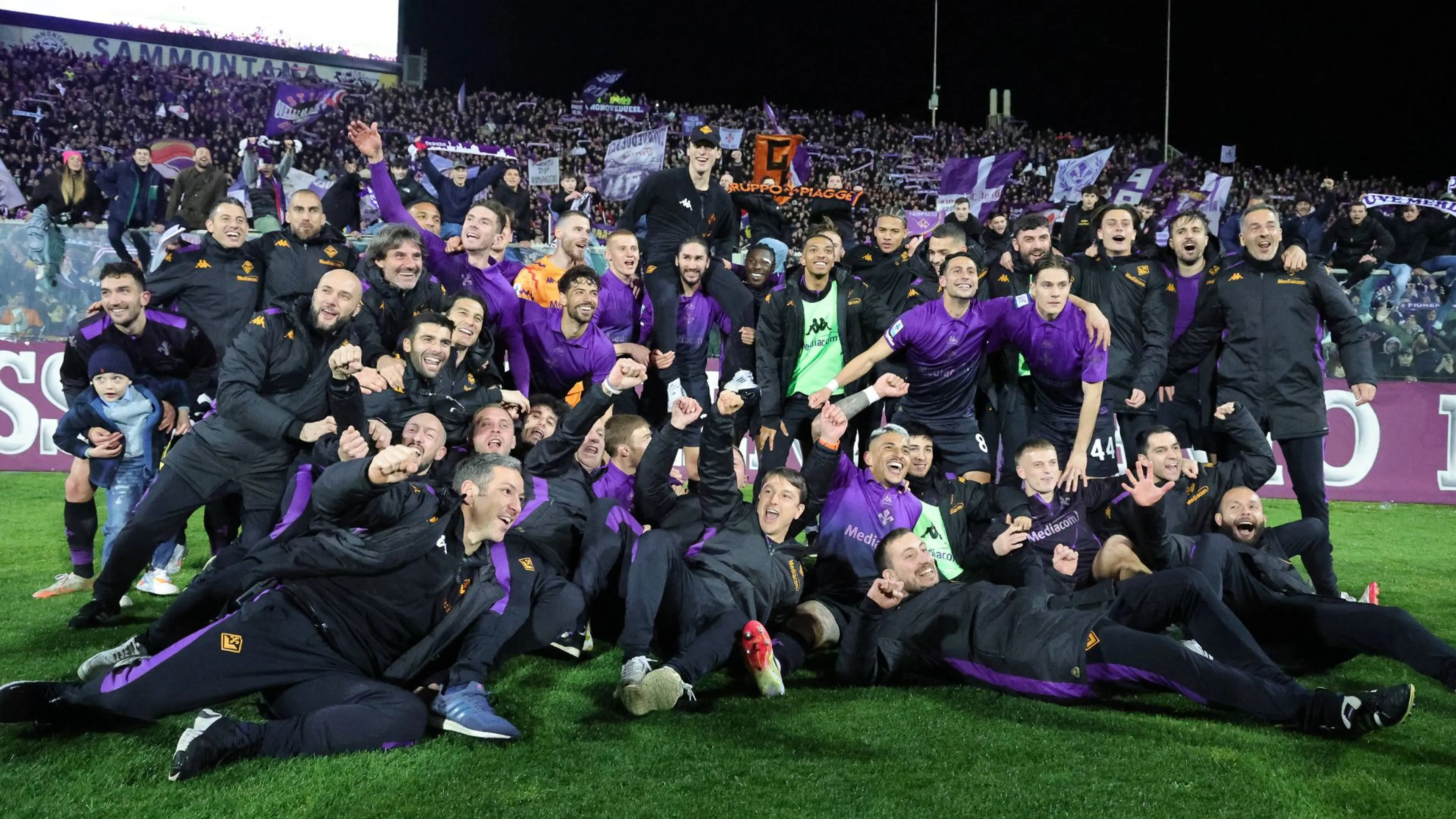La curva della Fiorentina oltre il limite: la Juve pretende spiegazioni per quel "Juve M****"