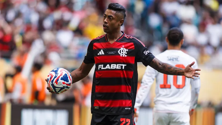/images/f/l/a/flamengo-v-fc-bayern-munchen-fifa-club-world-cup-2025-miami-florida-june-29-bruno-henrique-of-flamengo-during-the-fifa-club-world-cup-2025-round-of-16-match-between-flamengo-and-fc-bayern-munchen-at-hard-rock-stadium-miami-hard-rock-stadium-florida-united-states-copyright-xlatinxsportximagesxjpg_1757095353994.jpg