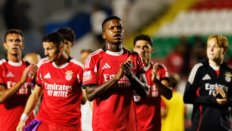 /images/f/l/o/florentino-luis-seen-during-liga-portugal-game-between-teams-of-cf-estrela-amadora-and-sl-benfica-at-estadio-jose-gomes-maciej-rogowski-amadora-estadio-jose-gomes-portugal-copyright-xmaciejxrogowskix-cfeaslb2526-385jpg_1755604259247.jpg