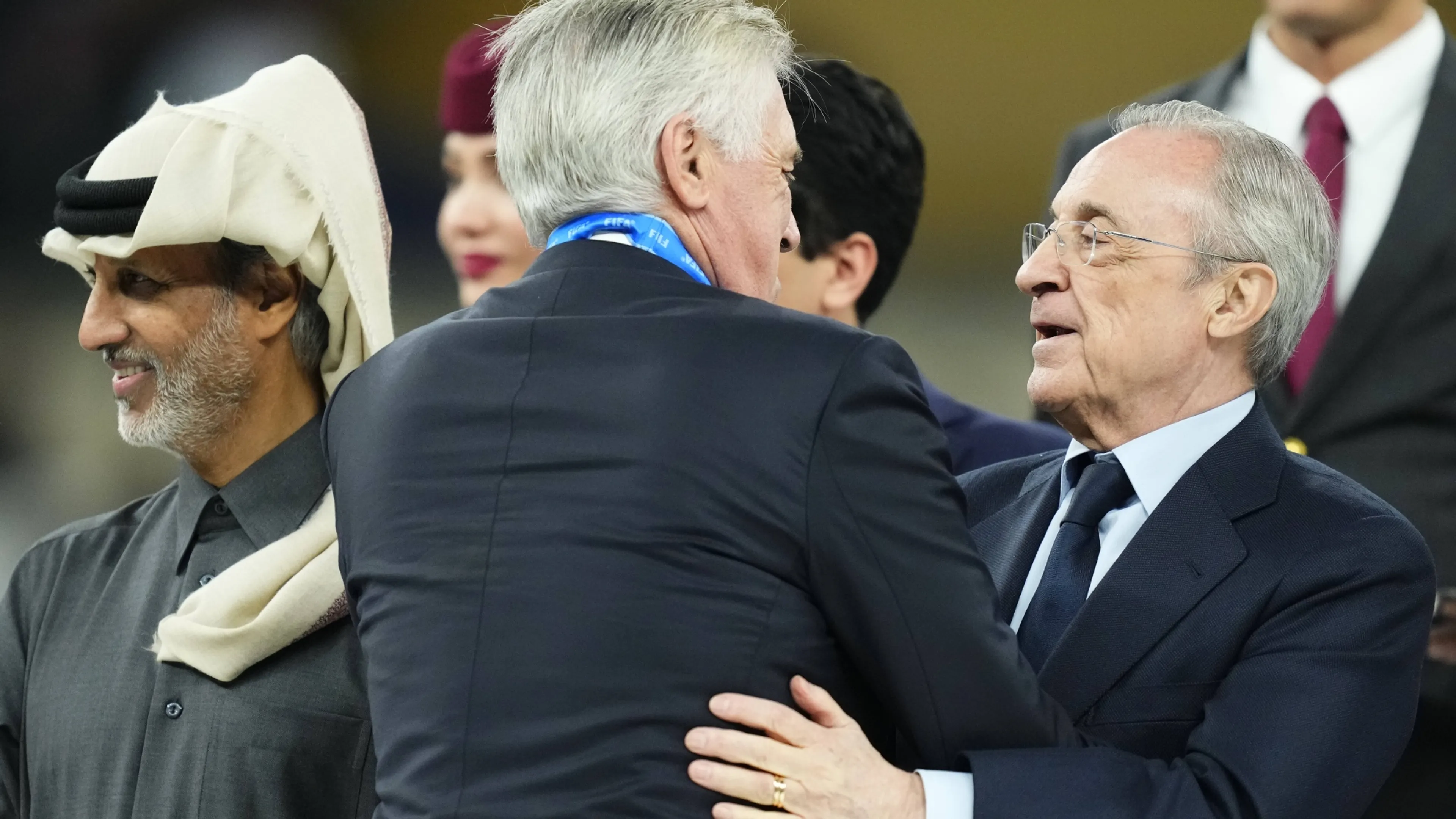 Copertina di Real Madrid, Florentino Perez prepara la rivoluzione in panchina: addio imminente di Ancelotti, già scelto il sostituto. Ecco di chi si tratta