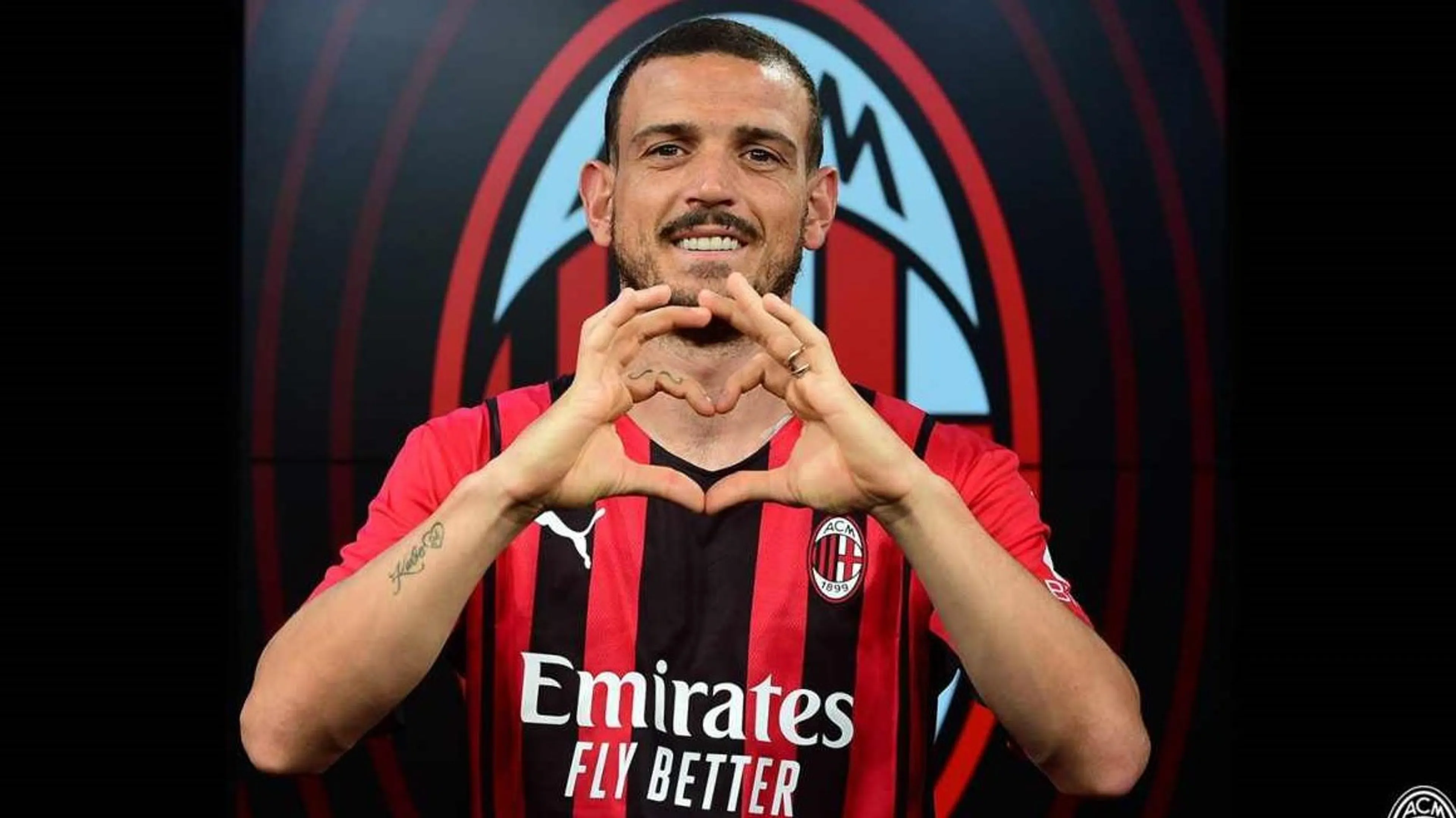 Copertina di Florenzi polemico: “La Roma mi ha scaricato. Motivo tecnico? No, c’è altro…”. E Mou lo punge: “Spero arrivi sotto”