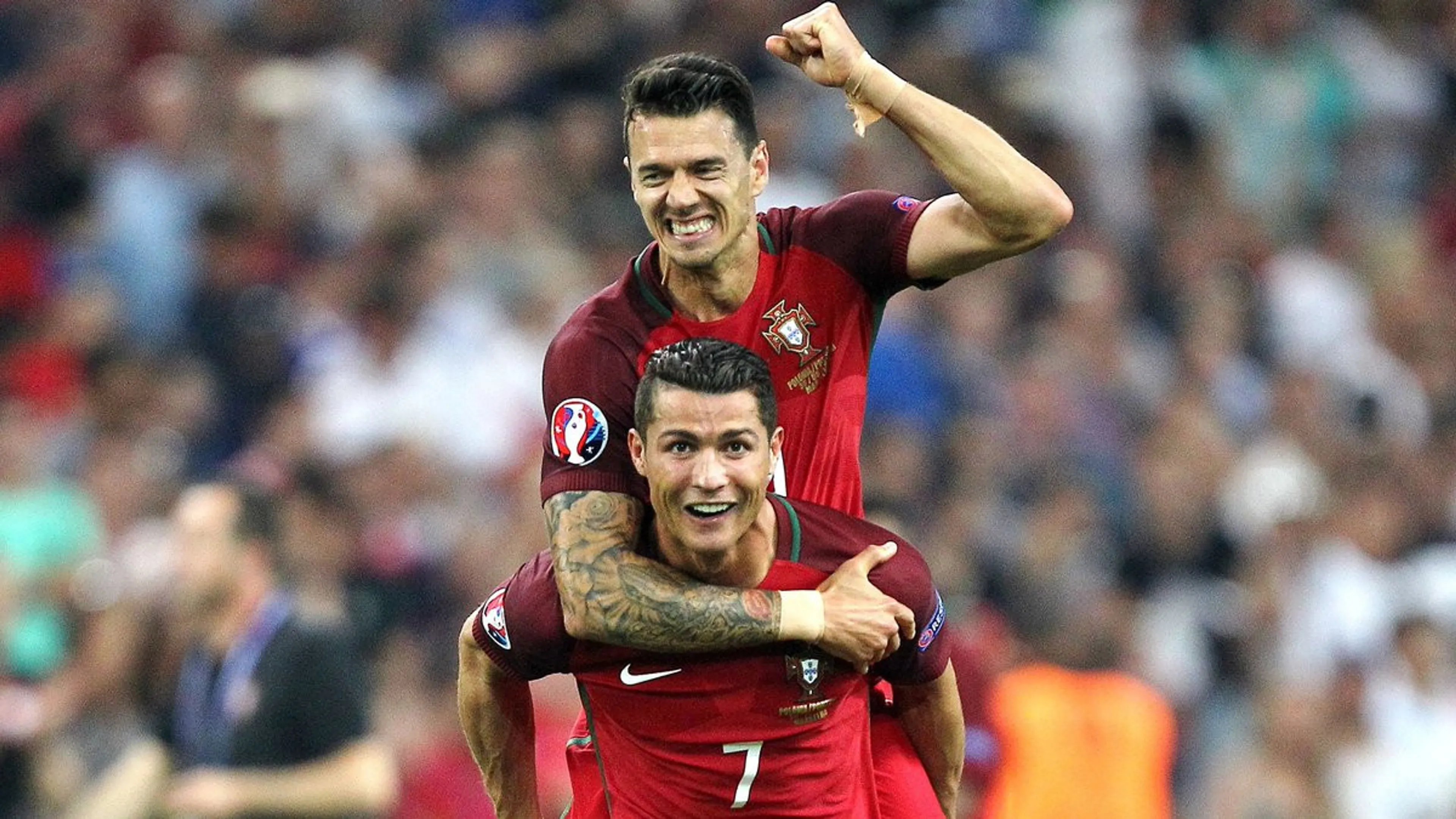 Copertina di La pazza idea di Fonte per Ronaldo: “Gli scrivo ogni giorno…”