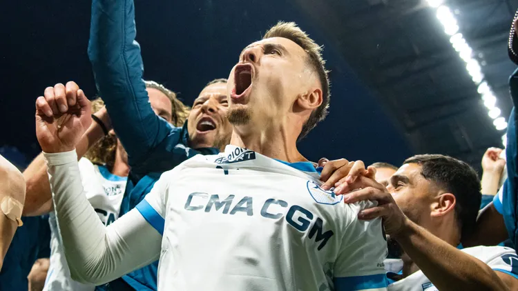 /images/f/o/o/football-ac-le-havre-vs-olympique-de-marseille-ligue-1-journ-e-33-10-05-2025-valentin-rongier-om-le-havrefrance-copyright-xbaptistexautissierxjpg_1752398374276.jpg