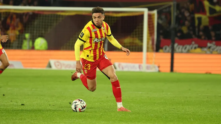 /images/f/o/o/football-rc-lens-vs-rennes-ligue-1-15-03-2025-neil-el-aynaoui-rc-lens-lors-du-match-rc-lens-rennes-ligue-1-stade-bollaert-delelis-le-15-mars-2025-photo-laurent-sanson-psnewz-copyright-xlaurentxsansonx-xpsnewzxjpg_1752041914306.jpg