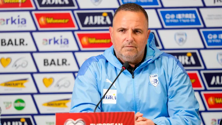 /images/f/o/t/fotball-pressekonferanse-med-israels-herrelandslag-debrecen-ungarn-20250324-israels-landslagssjef-ran-ben-shimon-og-kaptein-eli-dasa-under-en-pressekonferanse-med-israels-herrelandslag-i-fotball-pa-nagyerdei-stadion-for-vm-kvalifiseringskampen-mot-norge-foto-fredrik-varfjell-ntb-debrecen-ungarn-editorial-use-only-restricted-use-for-betting-companies-refspopbwxmblojigjpg-football-press-conference-with-israels-mens-national-team-debrecen-hungary-20250324-israels-national-team-manager-ran-ben-shimon-and-captain-eli-dasa-during-a-press-conference-with-israels-mens-national-football-team-at-nagyerdei-stadium-for-the-world-cup-qualifier-against-norway-photo-fredrik-varfjell-ntb-debrecen-hungary-editorial-use-only-restricted-use-for-betting-companies-copyright-xfredrikxvarfjellx-xntbxjpg_1757449013630.jpg