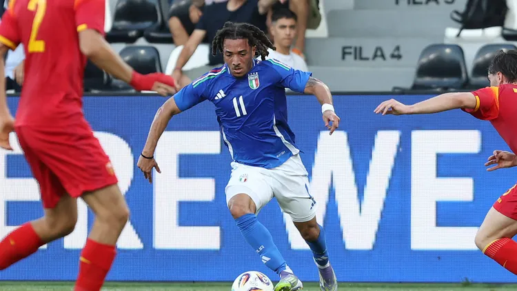 /images/f/o/t/foto-ipp-acge-la-spezia-05-09-2025-calcio-qualificazione-al-campionato-europeo-under21-under-21-u21-u-21-italia-montenegro-nella-foto-koleosho-luca-italy-photo-press-world-copyright-italy-italy-copyright-xr4924italyphotopressxjpg_1757097512376.jpg