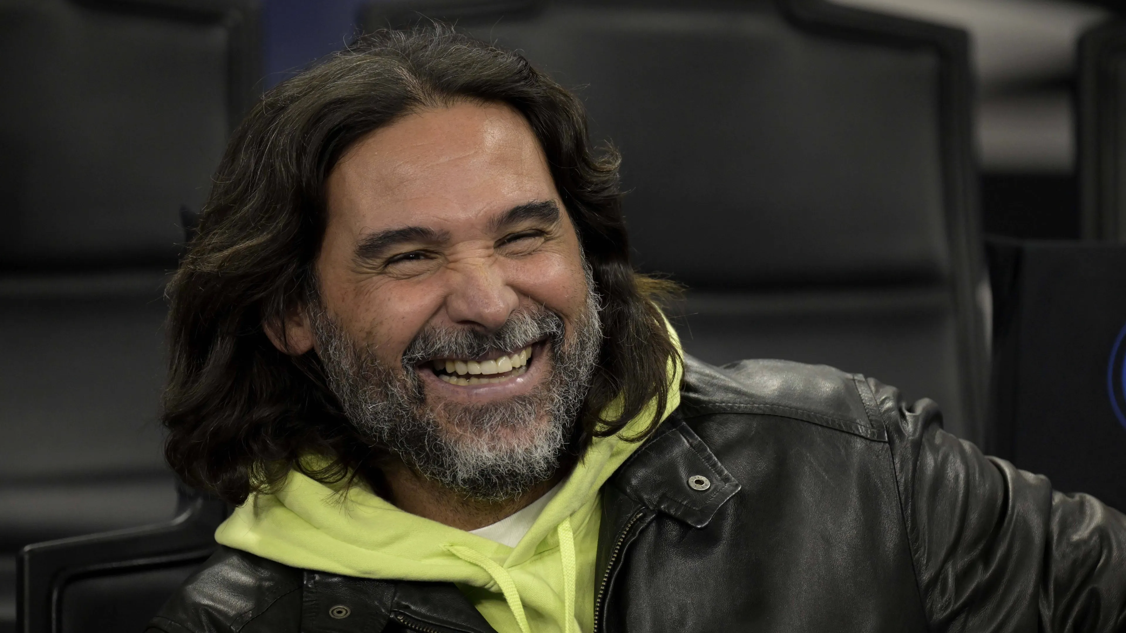 Zazzaroni show sui social: ironizza sul "pranzo al sacco" di Adani