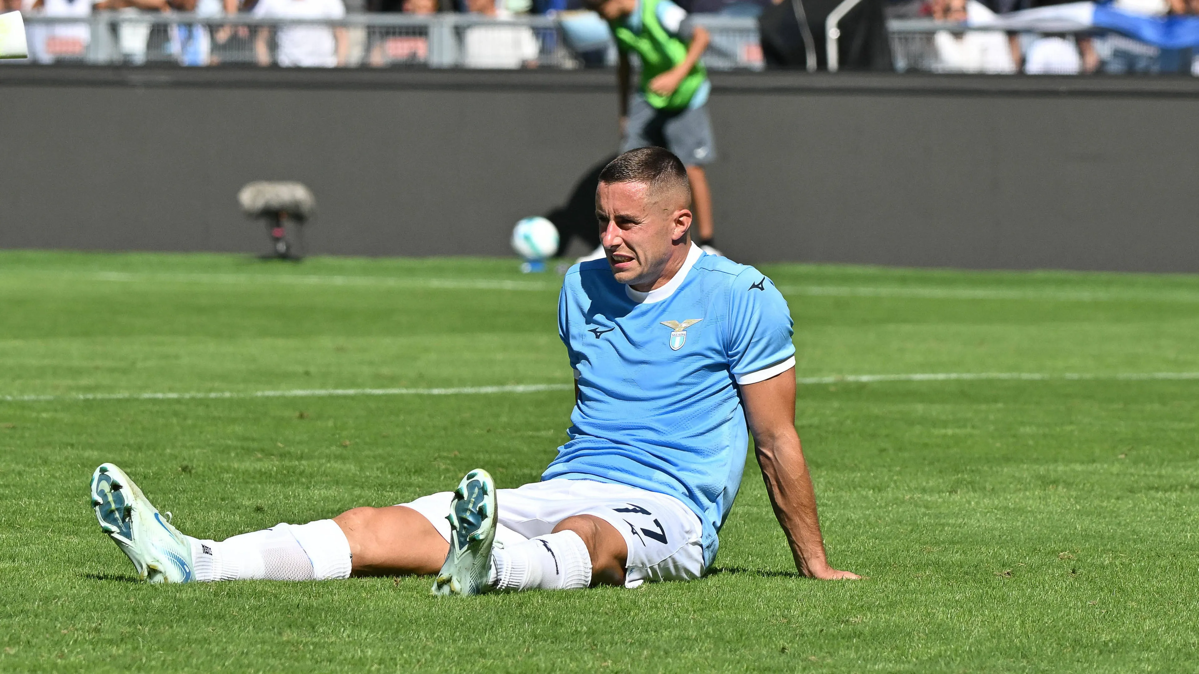 Fantacalcio, infortunio per Marusic. Le condizioni del terzino della Lazio