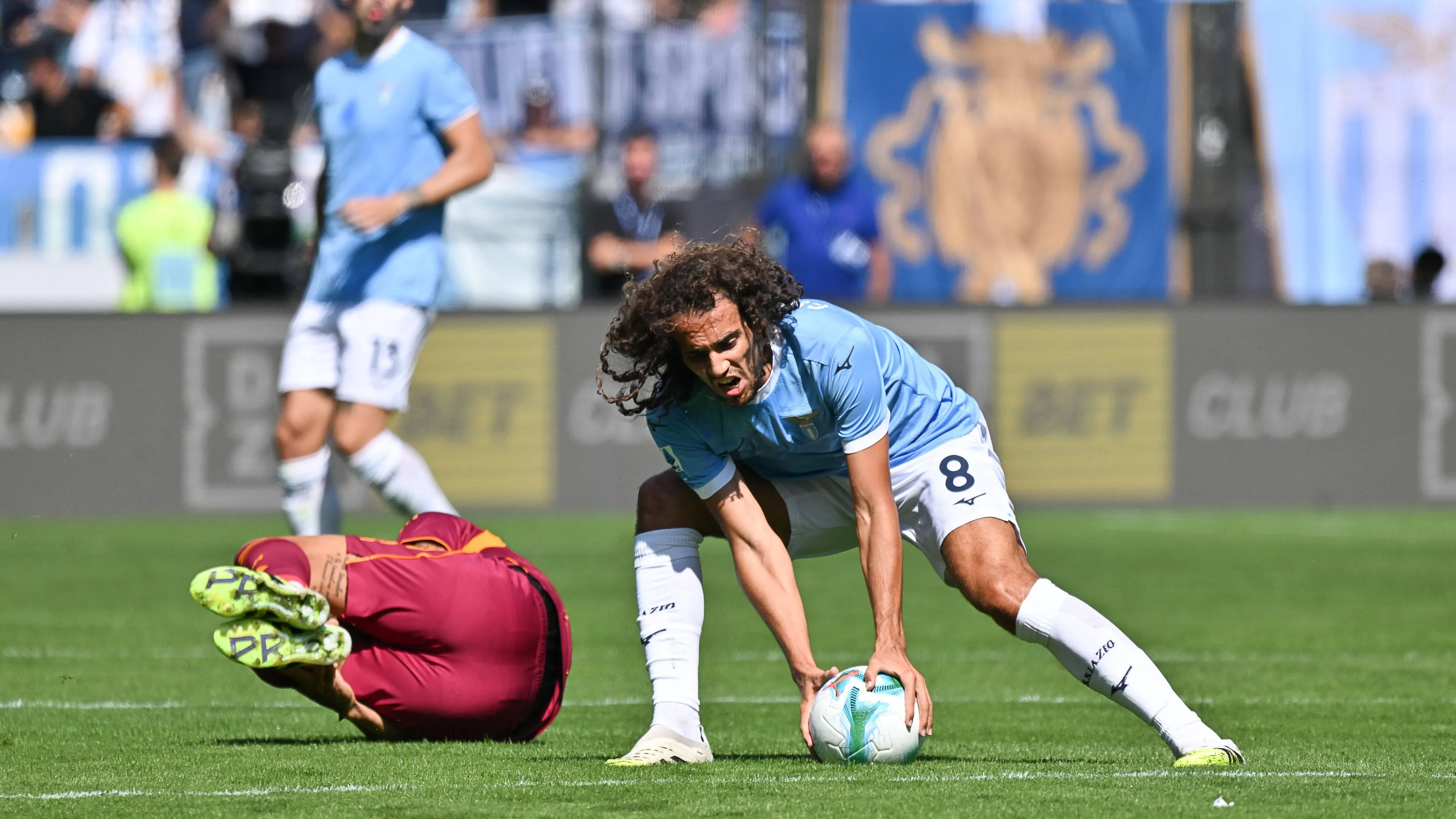 Lazio-Roma, cosa è successo con Guendouzi: perché è stato espulso