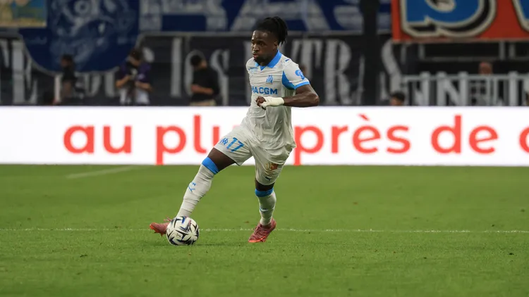 /images/f/r/a/france-ligue-1-mcdonald-stade-rennais-vs-olympique-de-marseille-15-08-2025-france-rennes-august-15-jonathan-rowe-of-marseille-during-the-ligue-1-mcdonald-football-match-between-stade-rennais-and-olympique-de-marseille-on-august-15-2025-at-roazhon-park-in-rennes-france-photo-by-manuel-blondeau-aoppress-rennes-roazhon-park-brittany-france-copyright-x-manuelxblondeau-aoppressx-aop20250815-0082jpg_1755796479658.jpg