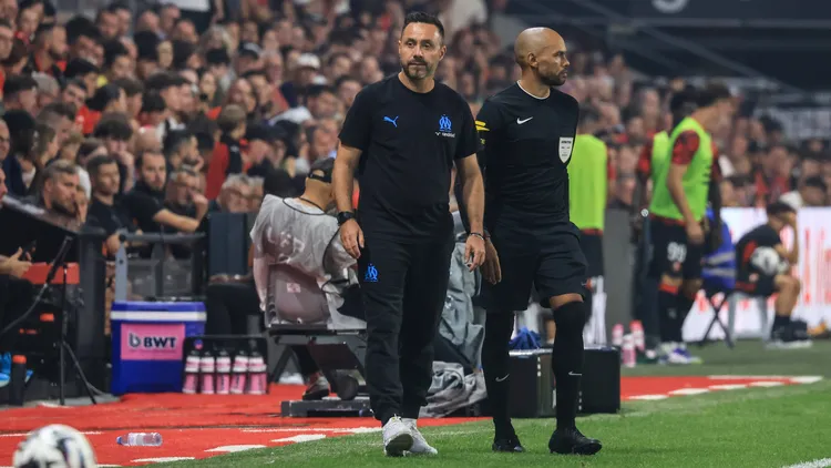 /images/f/r/a/france-ligue-1-mcdonald-stade-rennais-vs-olympique-de-marseille-15-08-2025-france-rennes-august-15-roberto-de-zerbi-head-coach-of-marseille-during-the-ligue-1-mcdonald-football-match-between-stade-rennais-and-olympique-de-marseille-on-august-15-2025-at-roazhon-park-in-rennes-france-photo-by-manuel-blondeau-aoppress-rennes-roazhon-park-brittany-france-copyright-x-manuelxblondeau-aoppressx-aop20250815-0132jpg_1755507576471.jpg