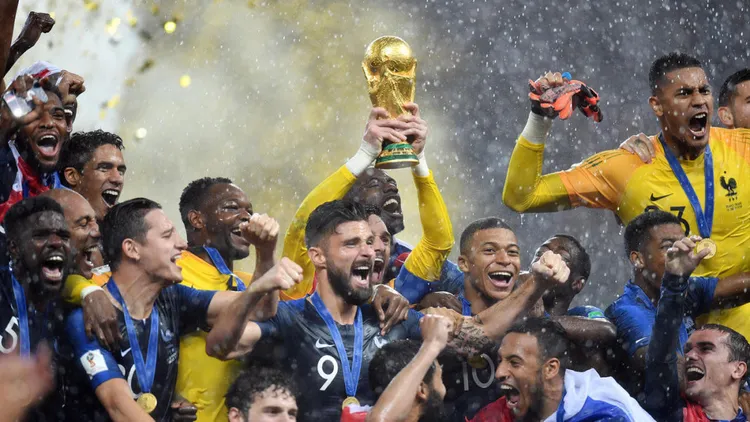 /images/f/r/a/france-world-cup-trophy-2018.jpg
