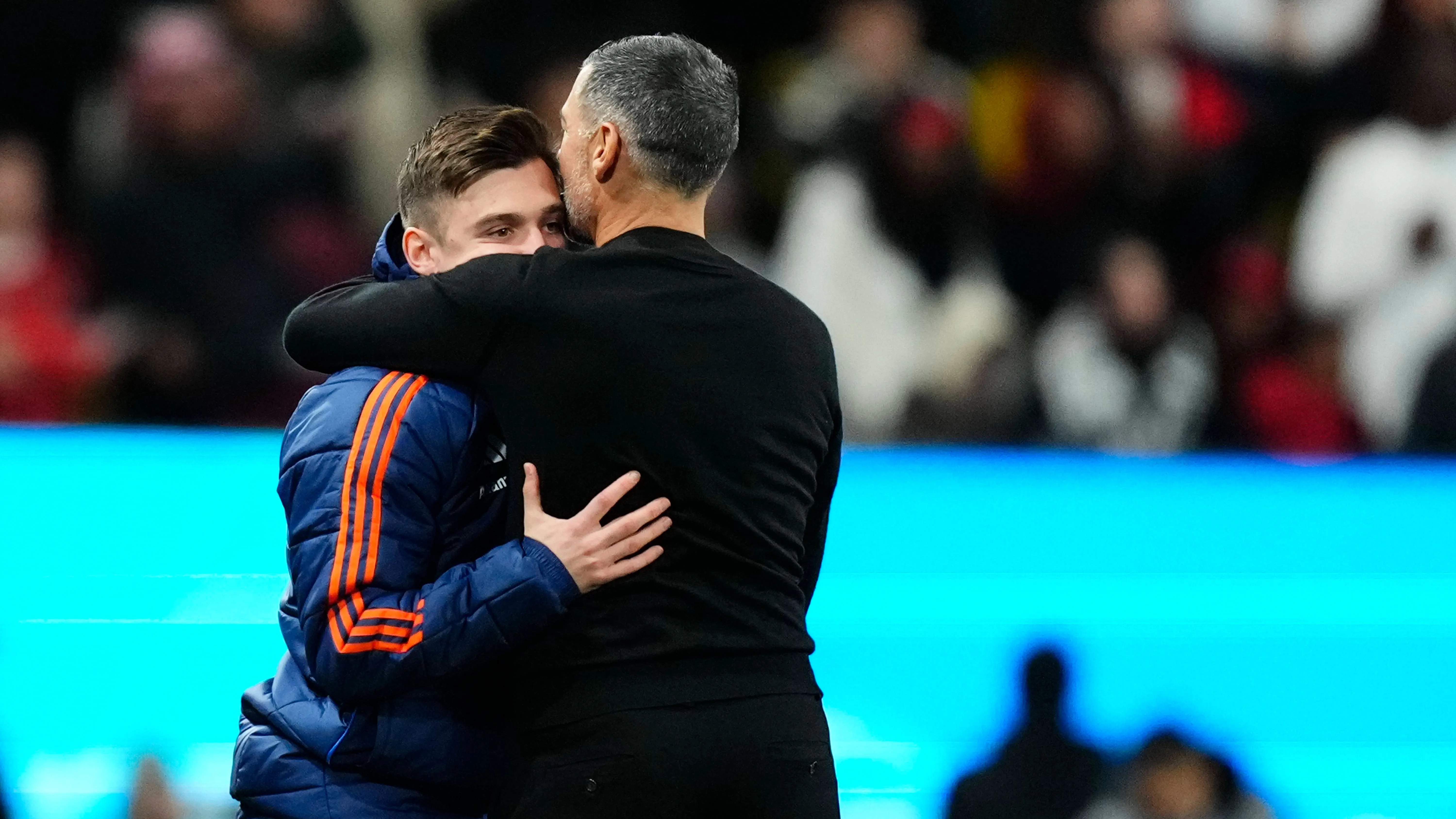 Francisco Conceicao abbraccia papà Sergio