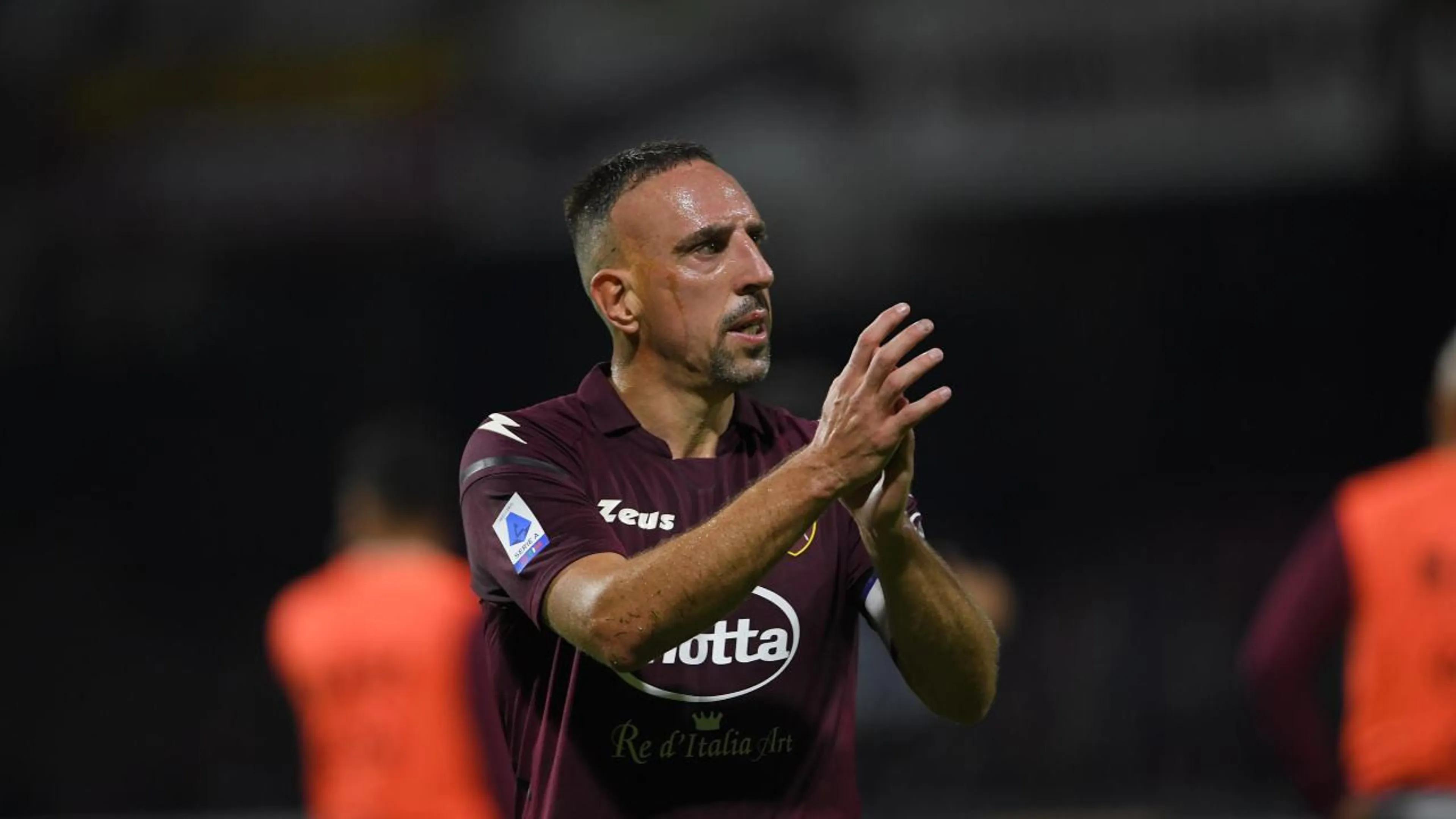 Copertina di La decisione di Ribery: rescissione con la Salernitana e ritiro. Ma resterà nel club