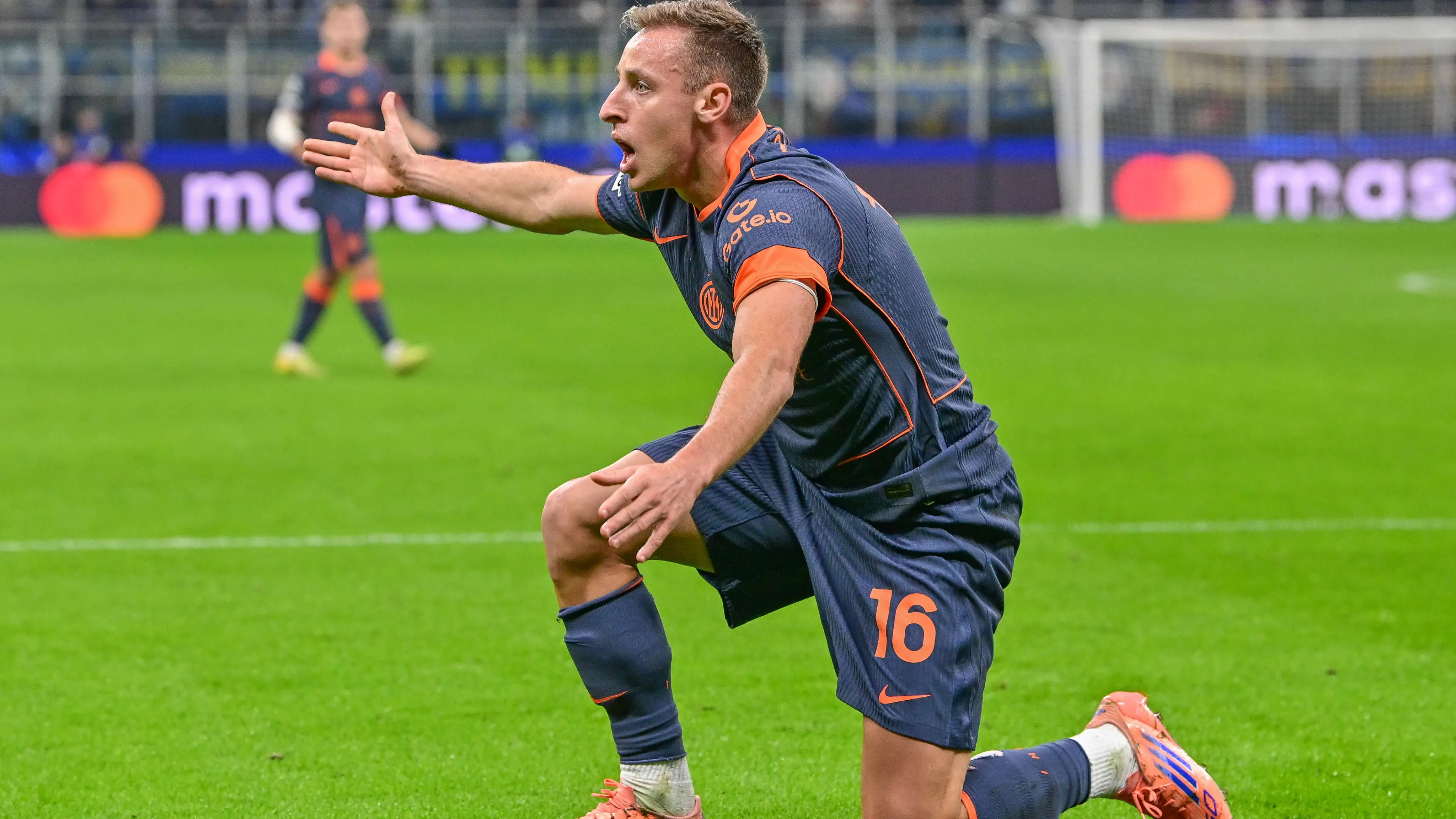 frattesi con la maglia dell'inter