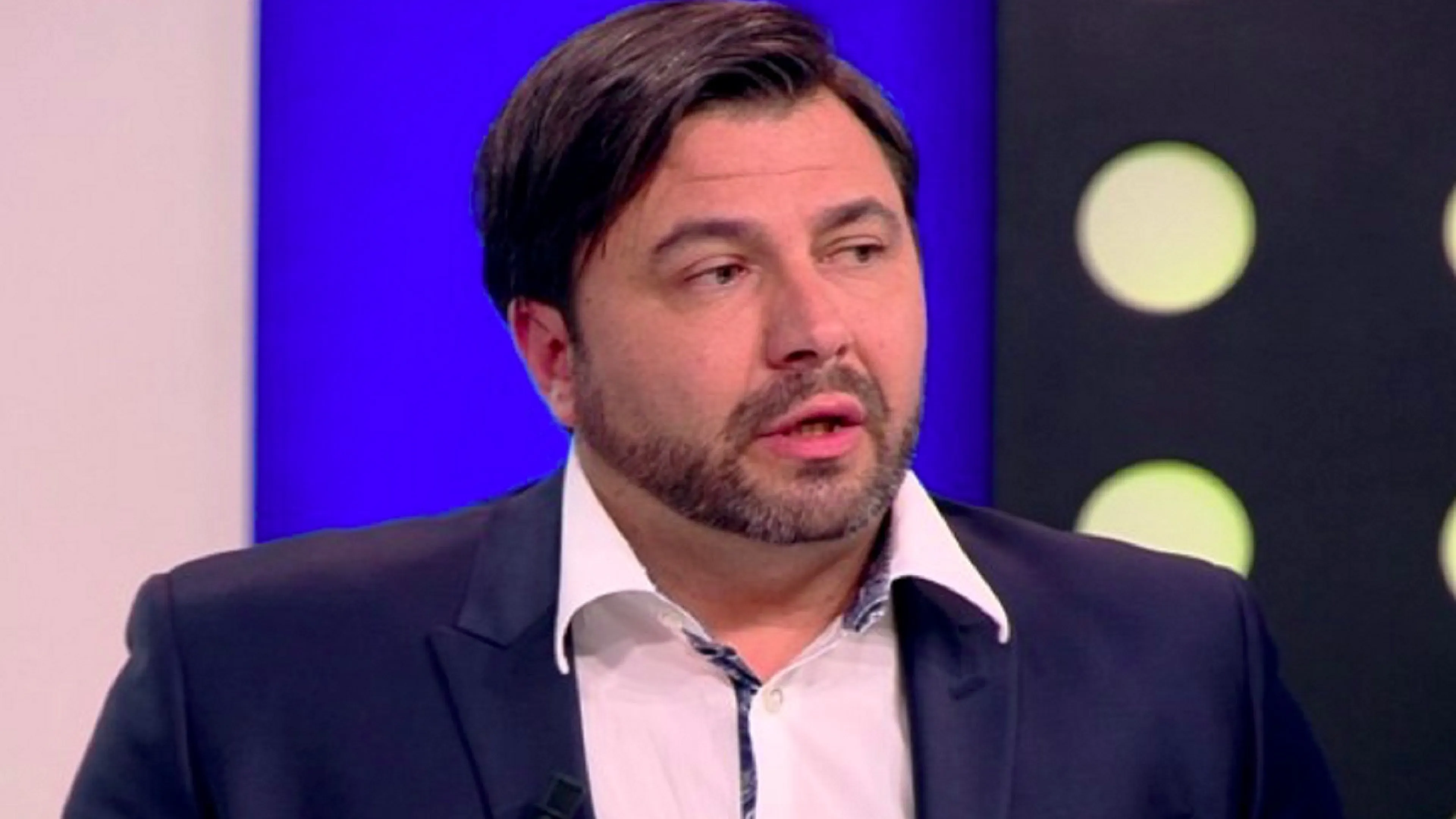 Copertina di Frey non le manda a dire: “Italia razzista” poi critica la penalizzazione alla Juve