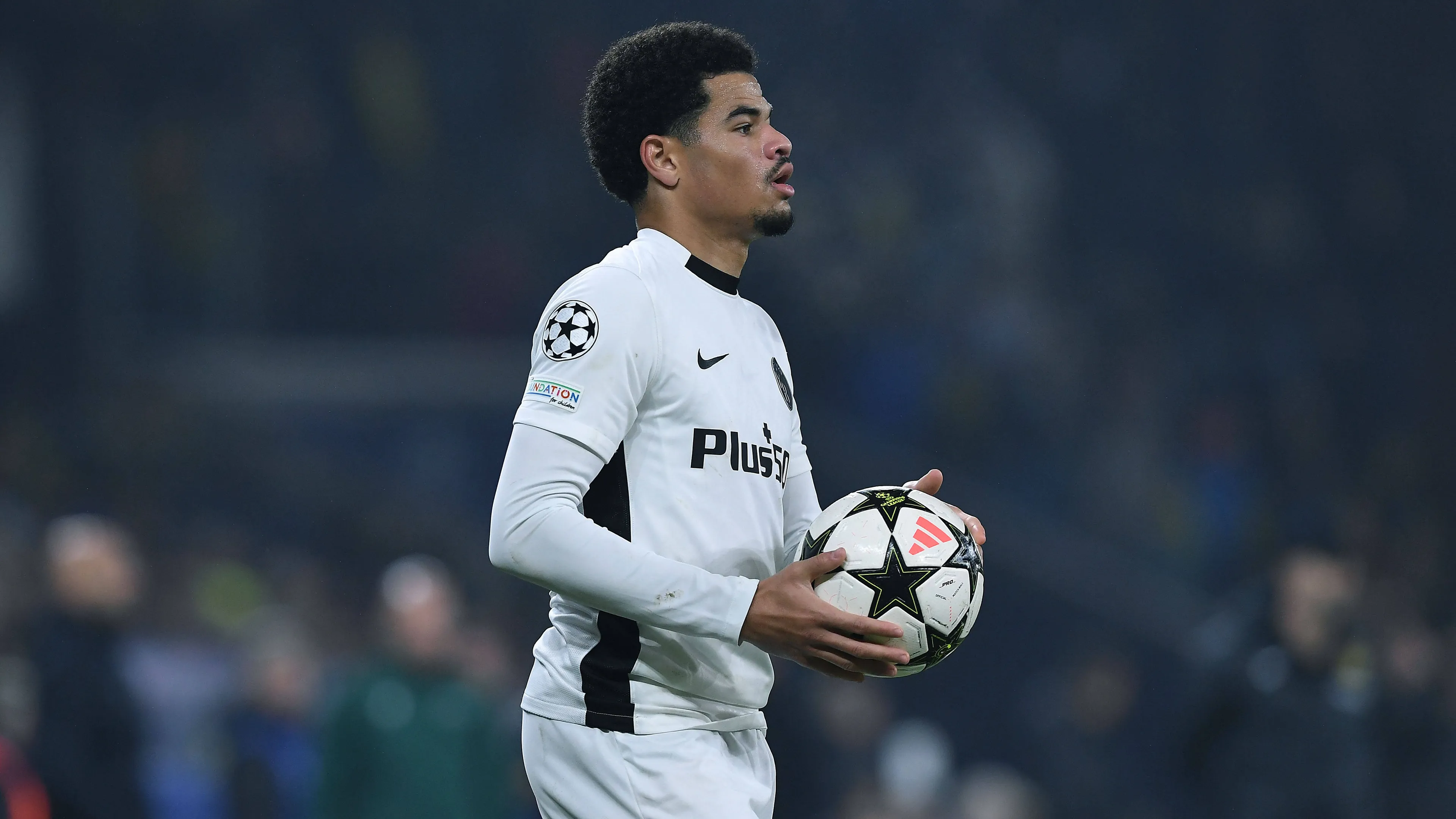 Calciomercato Milan, non solo Jashari: affare in chiusura per Athekame